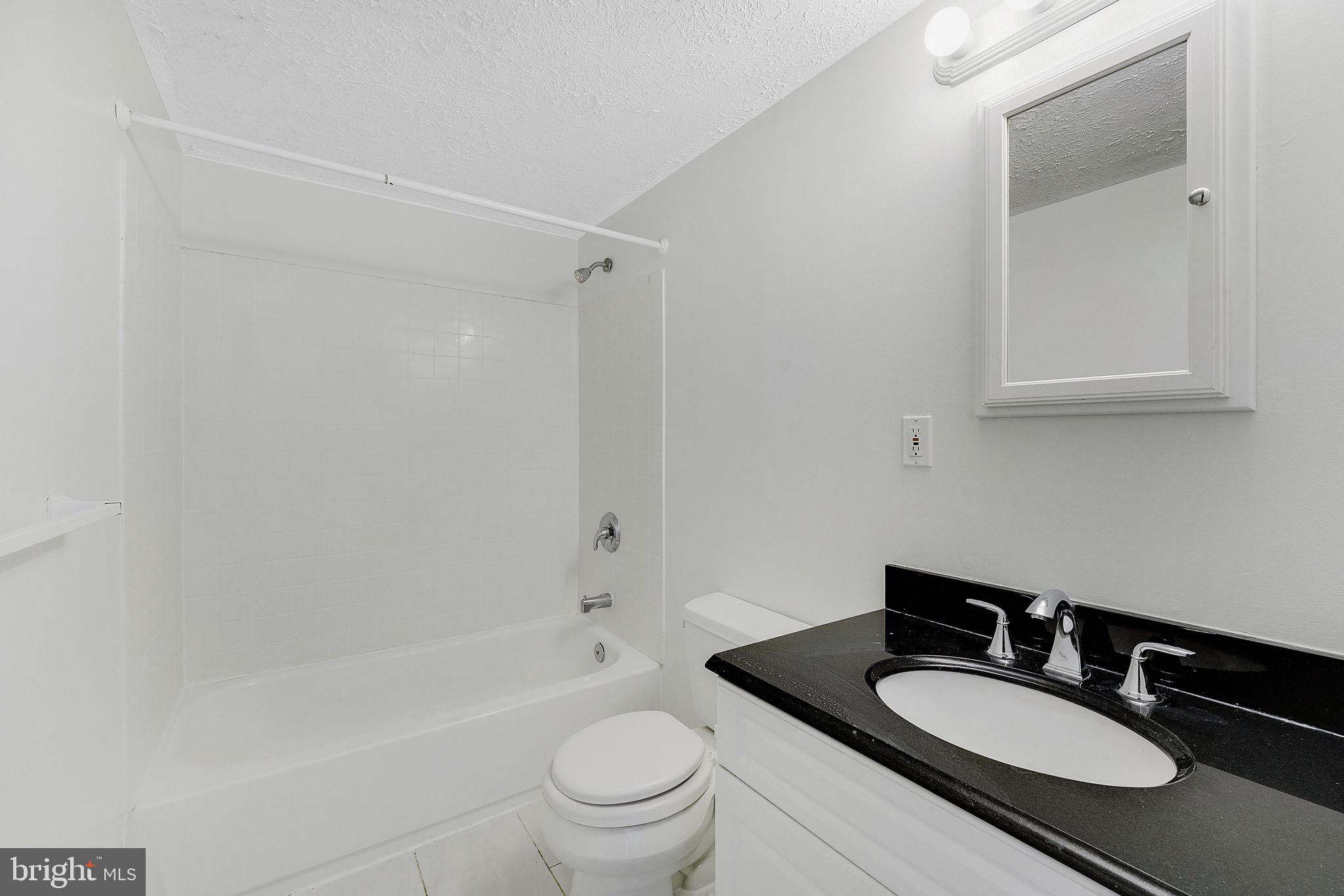 13712 Cabells Mill Dr