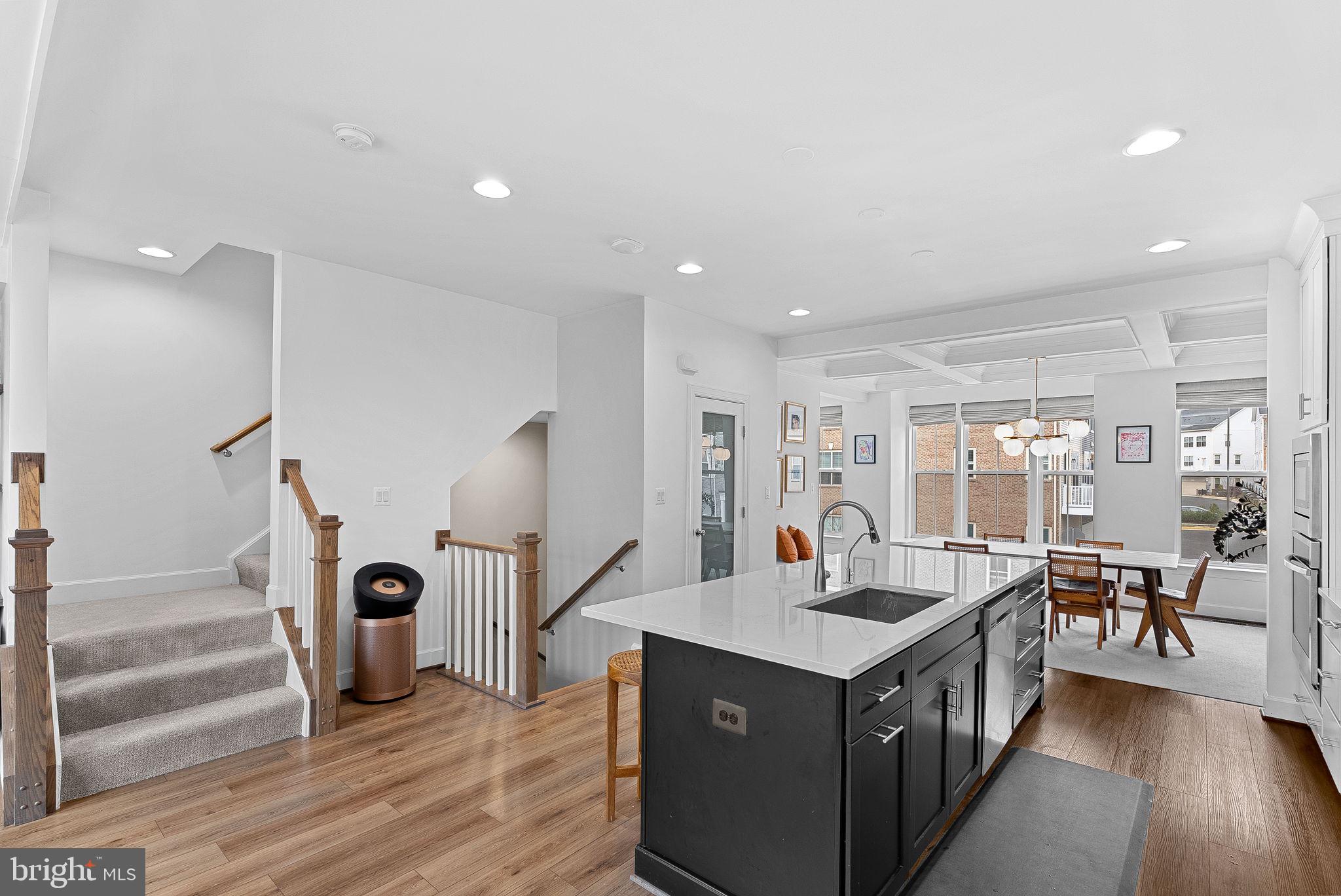 5237 RIDGEVIEW RETREAT DRIVE