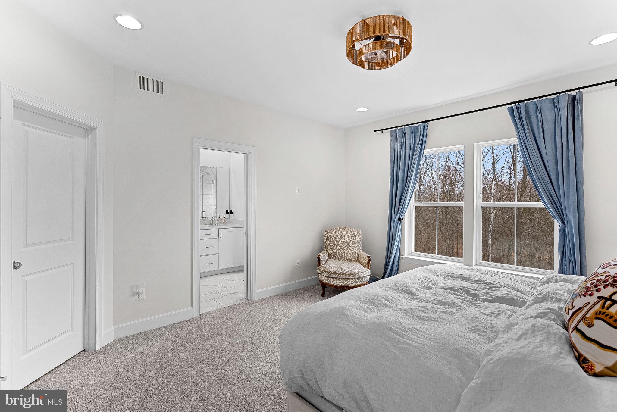 5237 RIDGEVIEW RETREAT DRIVE