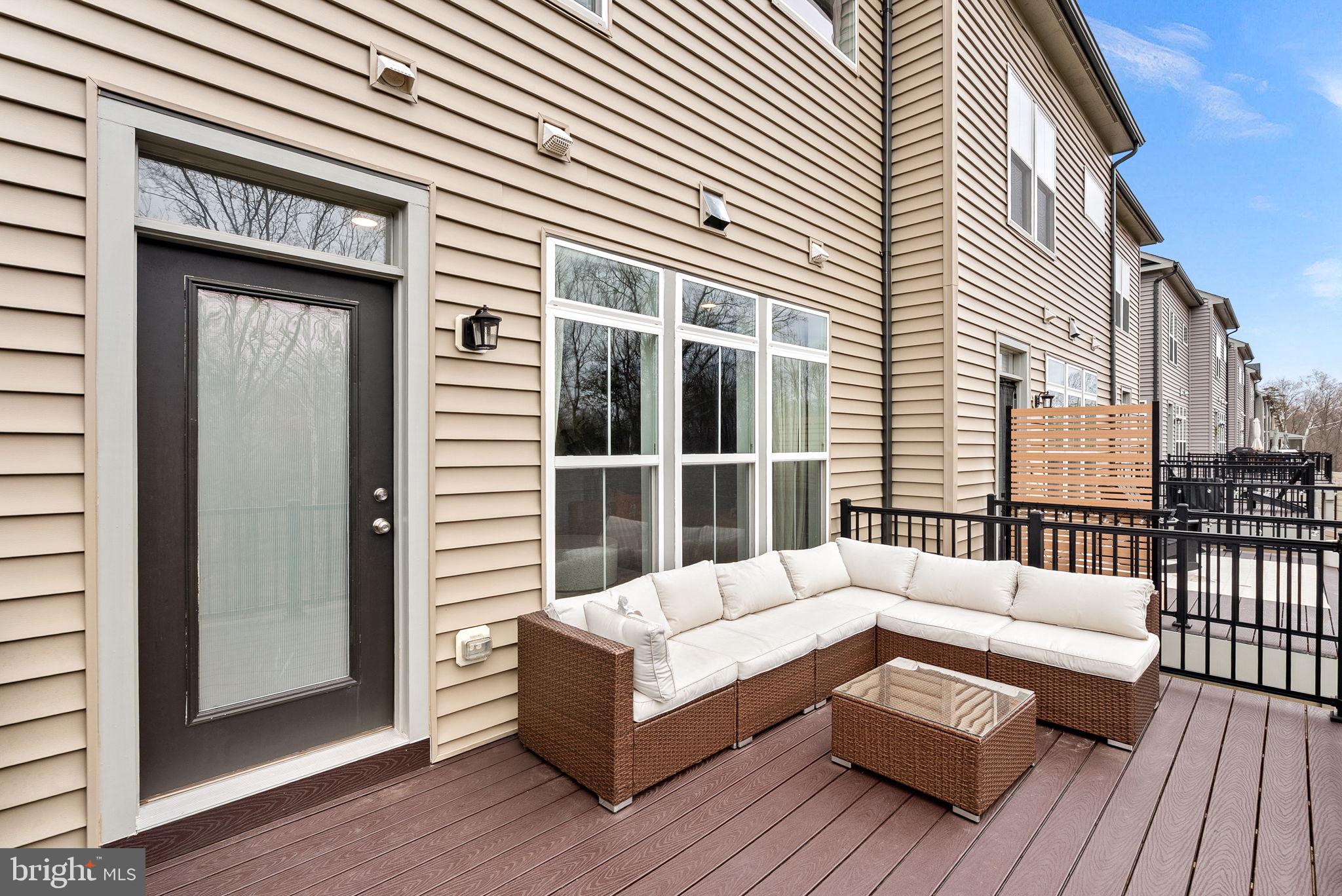 5237 RIDGEVIEW RETREAT DRIVE