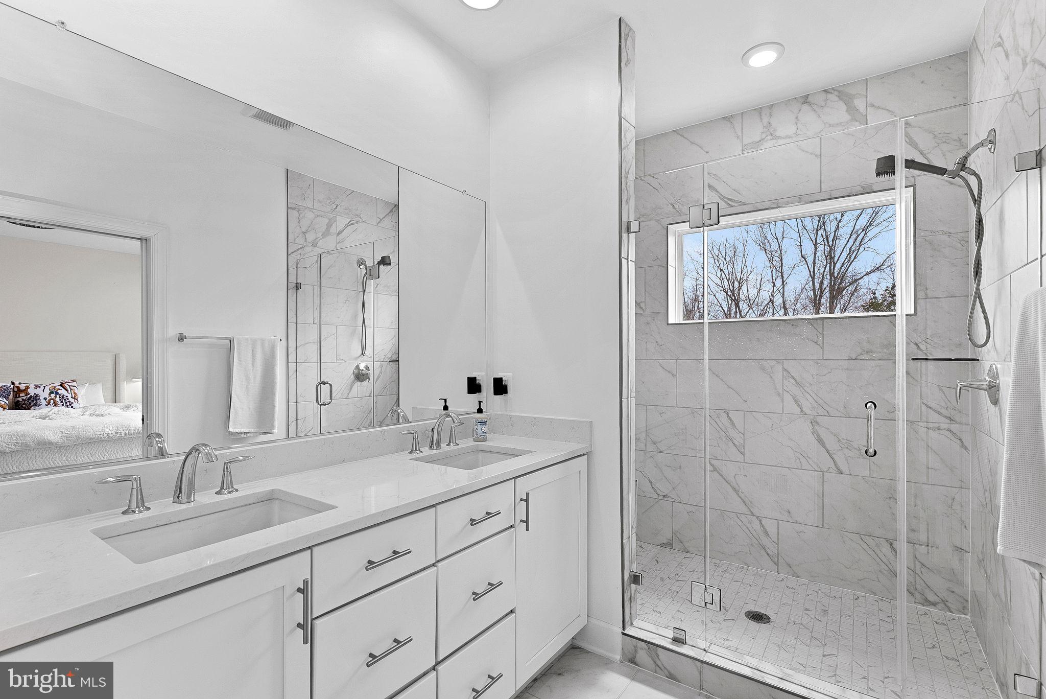 5237 RIDGEVIEW RETREAT DRIVE