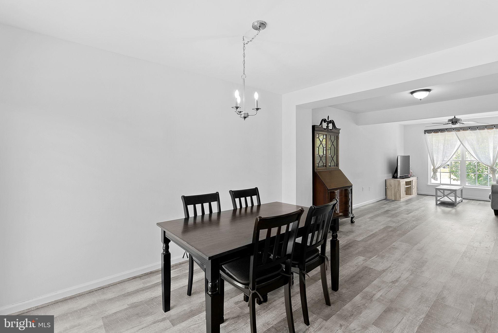 17363 Kentsdale Sq