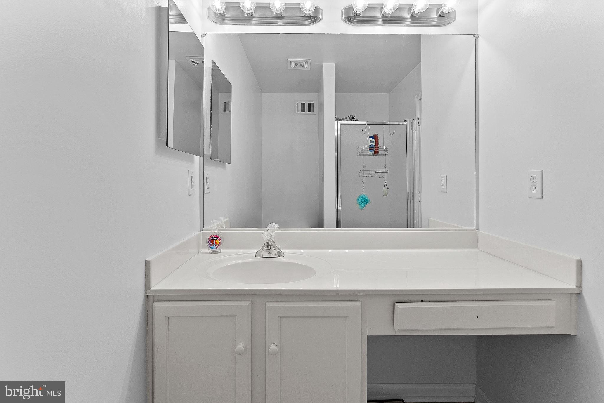 17363 Kentsdale Sq