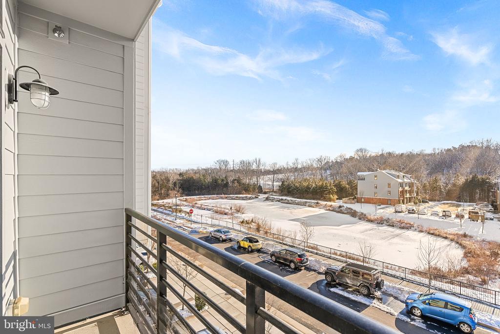 1310 Ribbon Limestone Ter SE