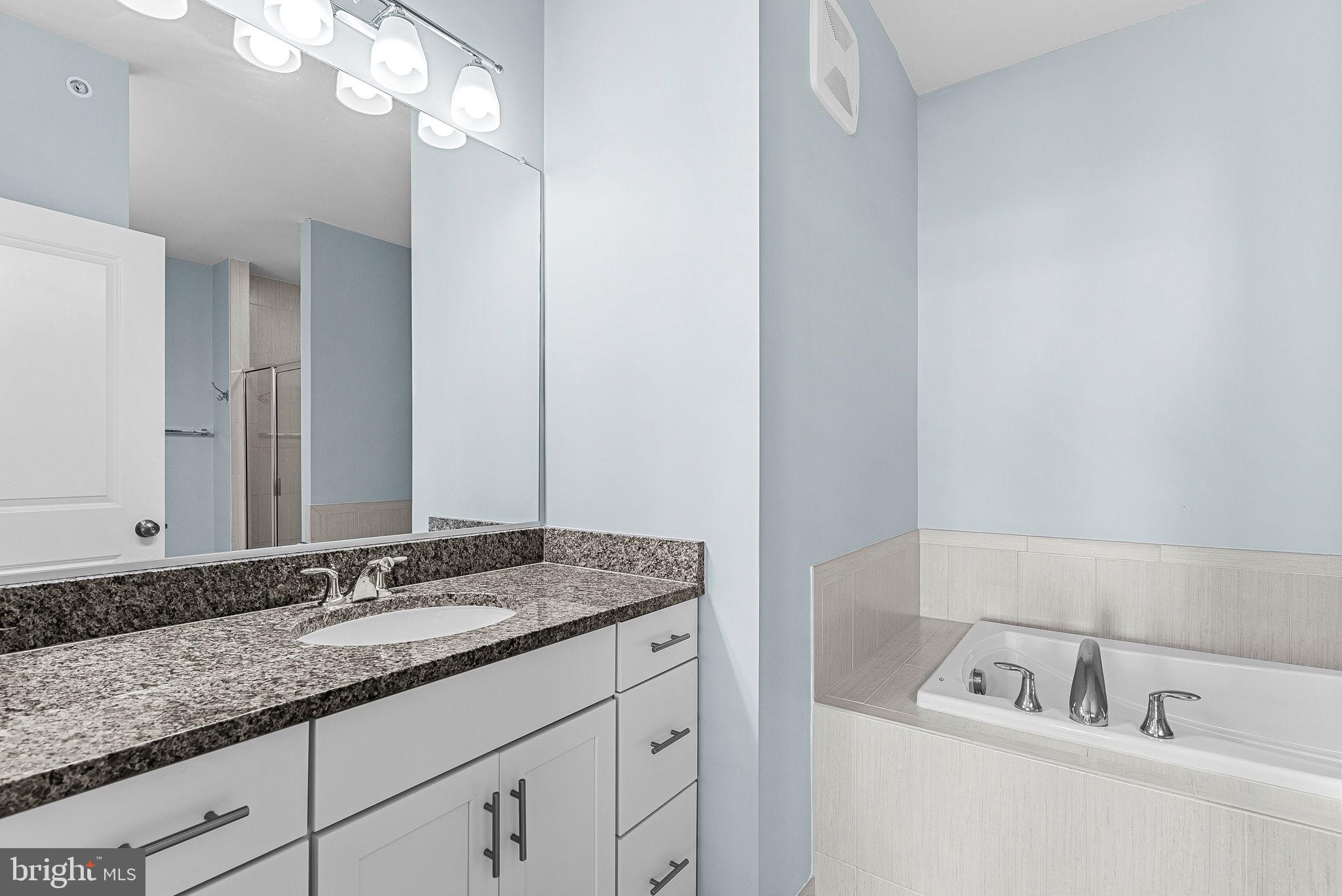 1310 Ribbon Limestone Ter SE