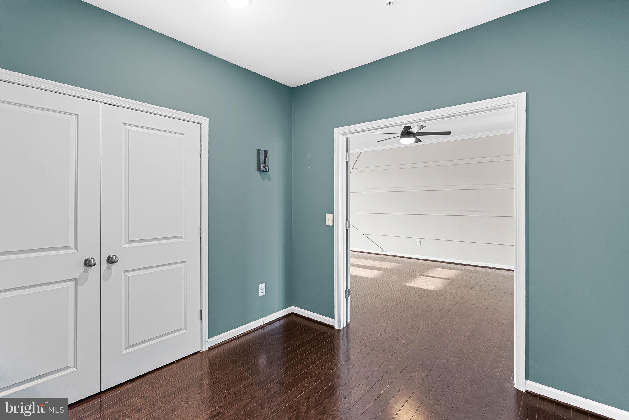 1310 Ribbon Limestone Ter SE