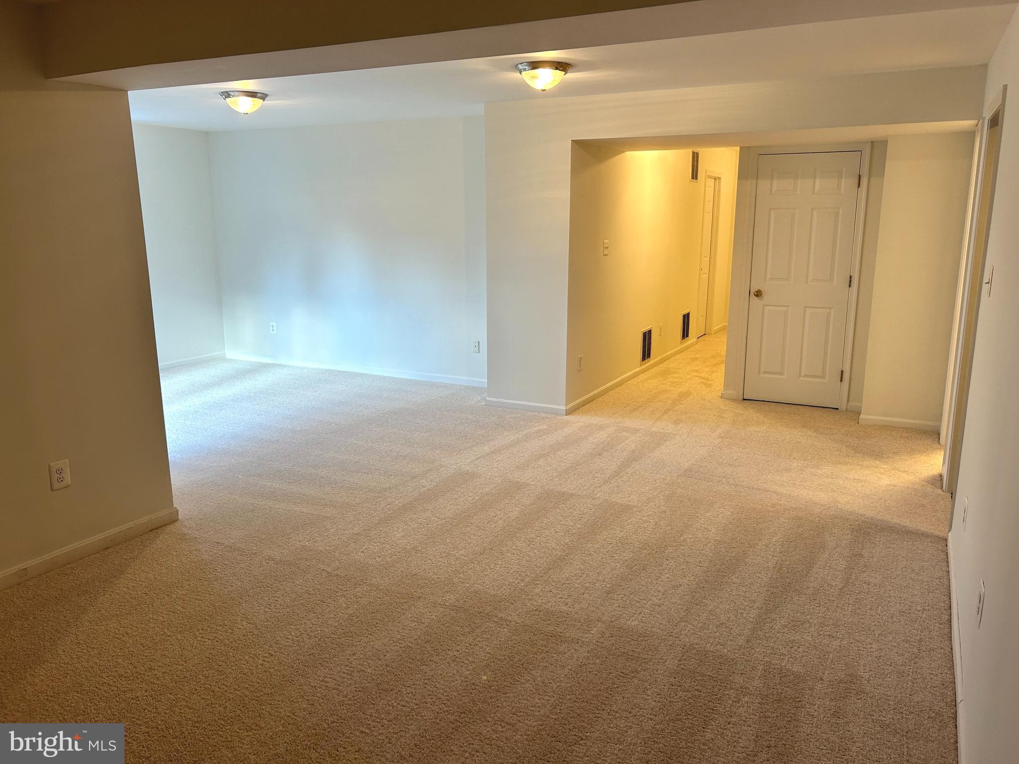 46487 PRIMULA CT