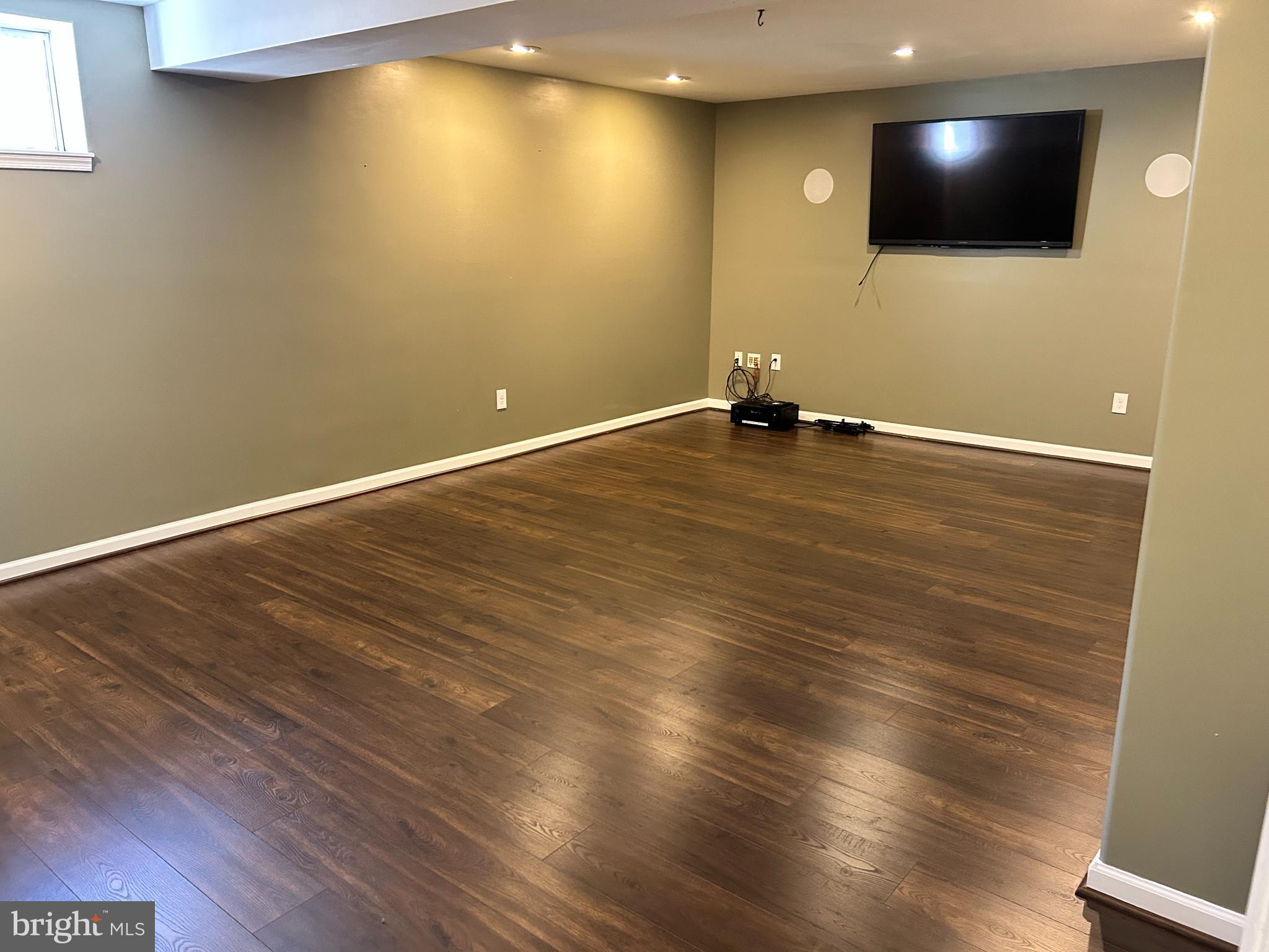 46487 PRIMULA CT