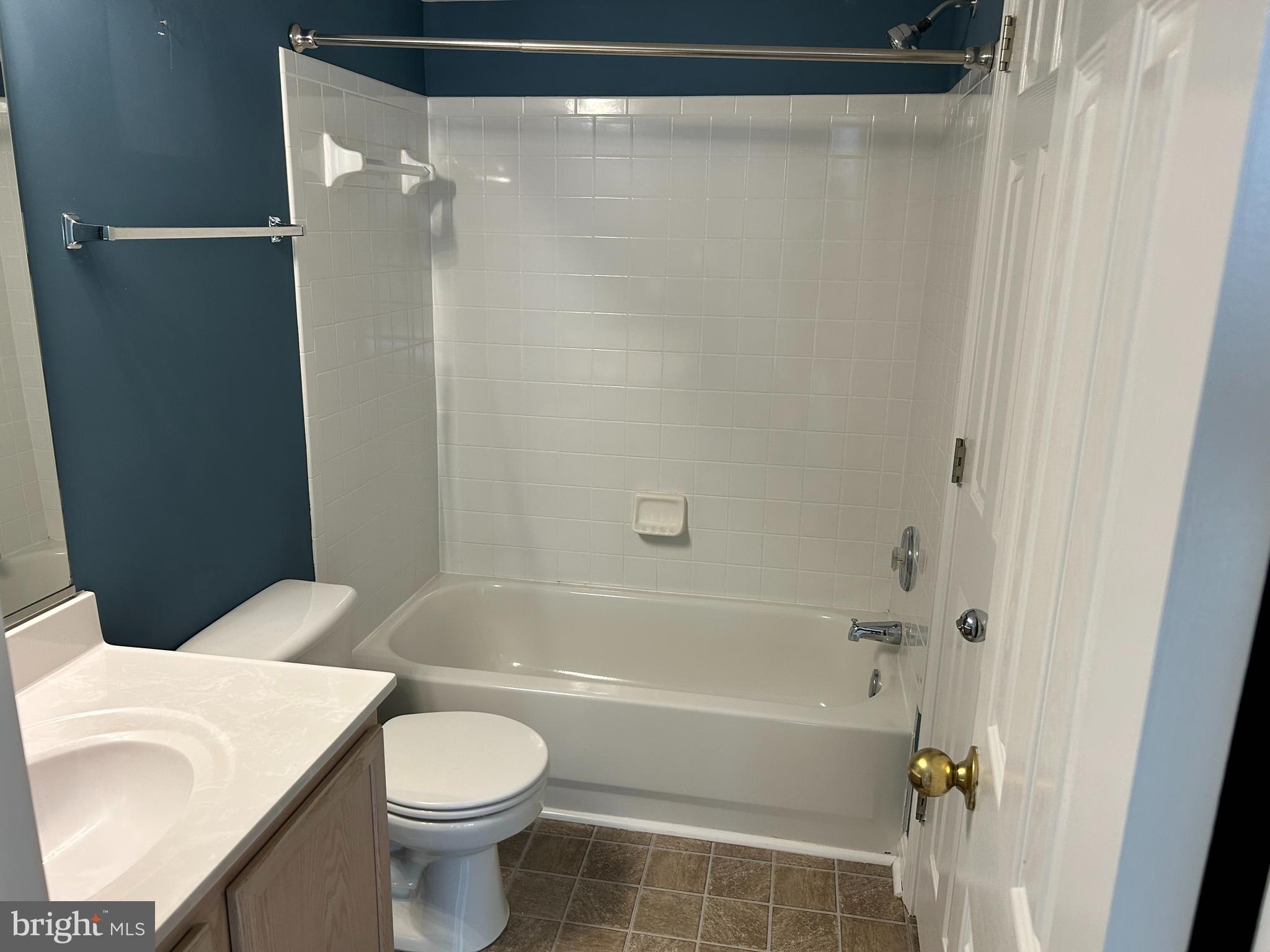 46487 PRIMULA CT