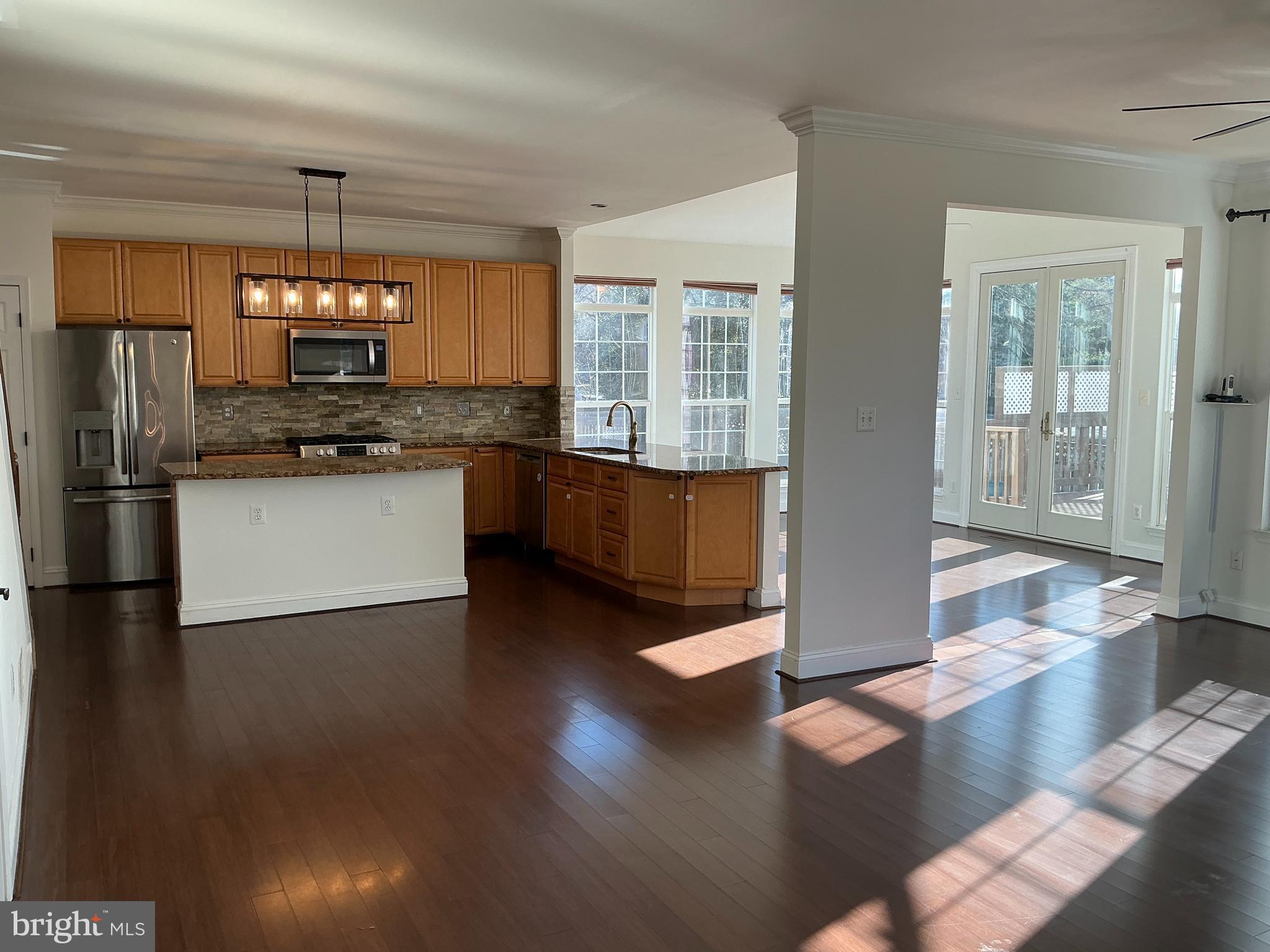 46487 PRIMULA CT