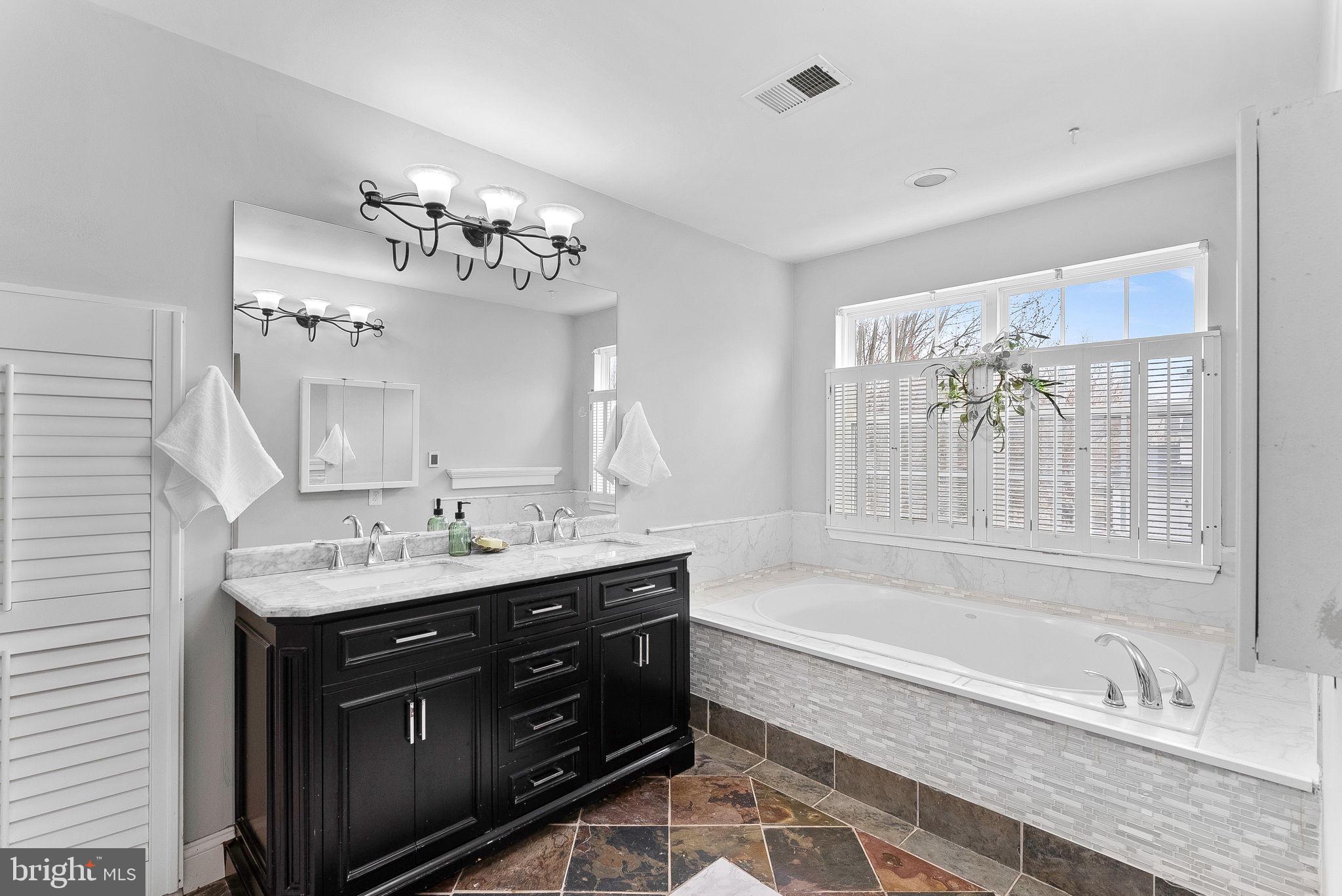 35812 Park Heights Cir