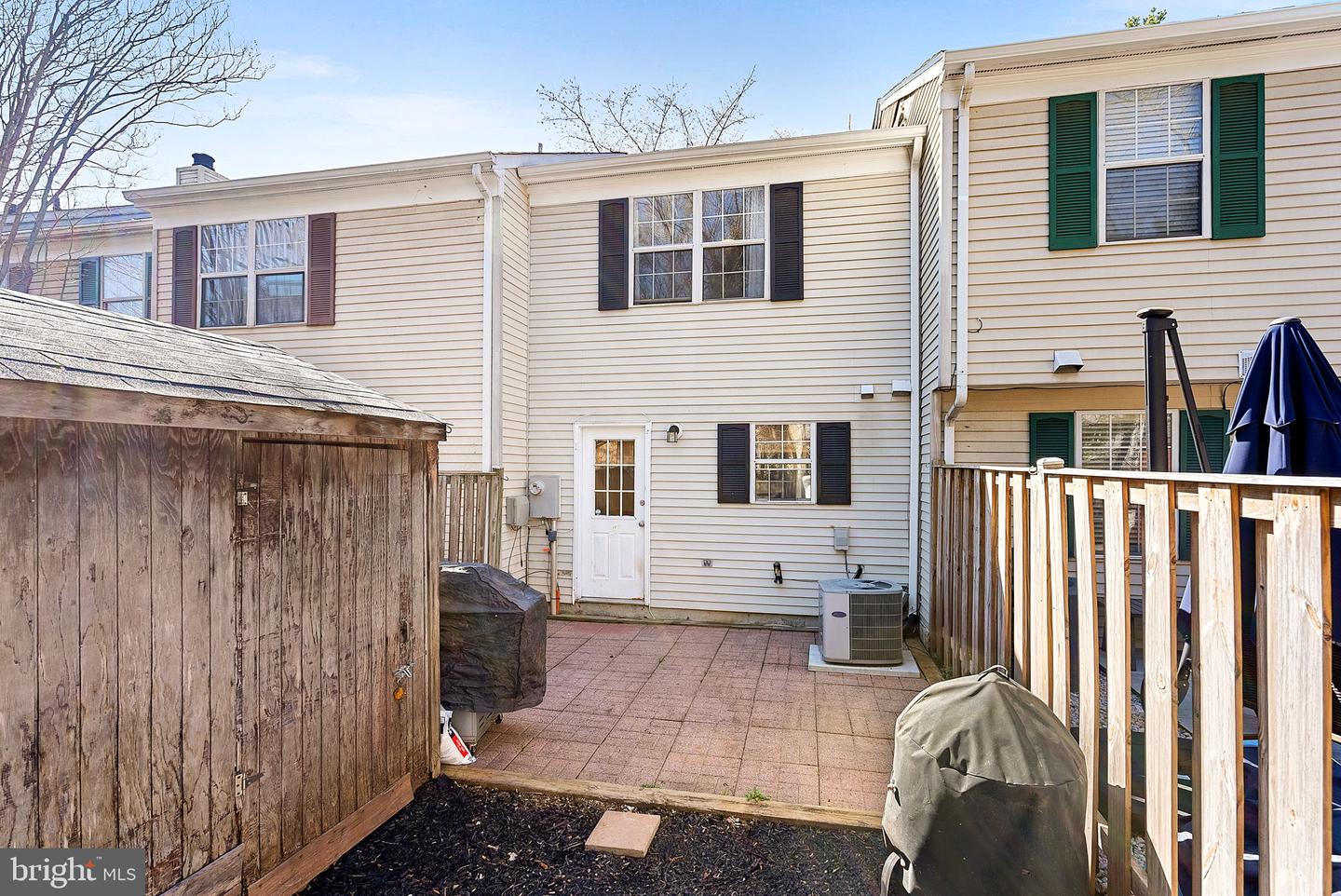 42 Palmer Ct