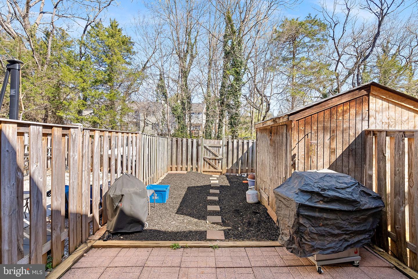 42 Palmer Ct