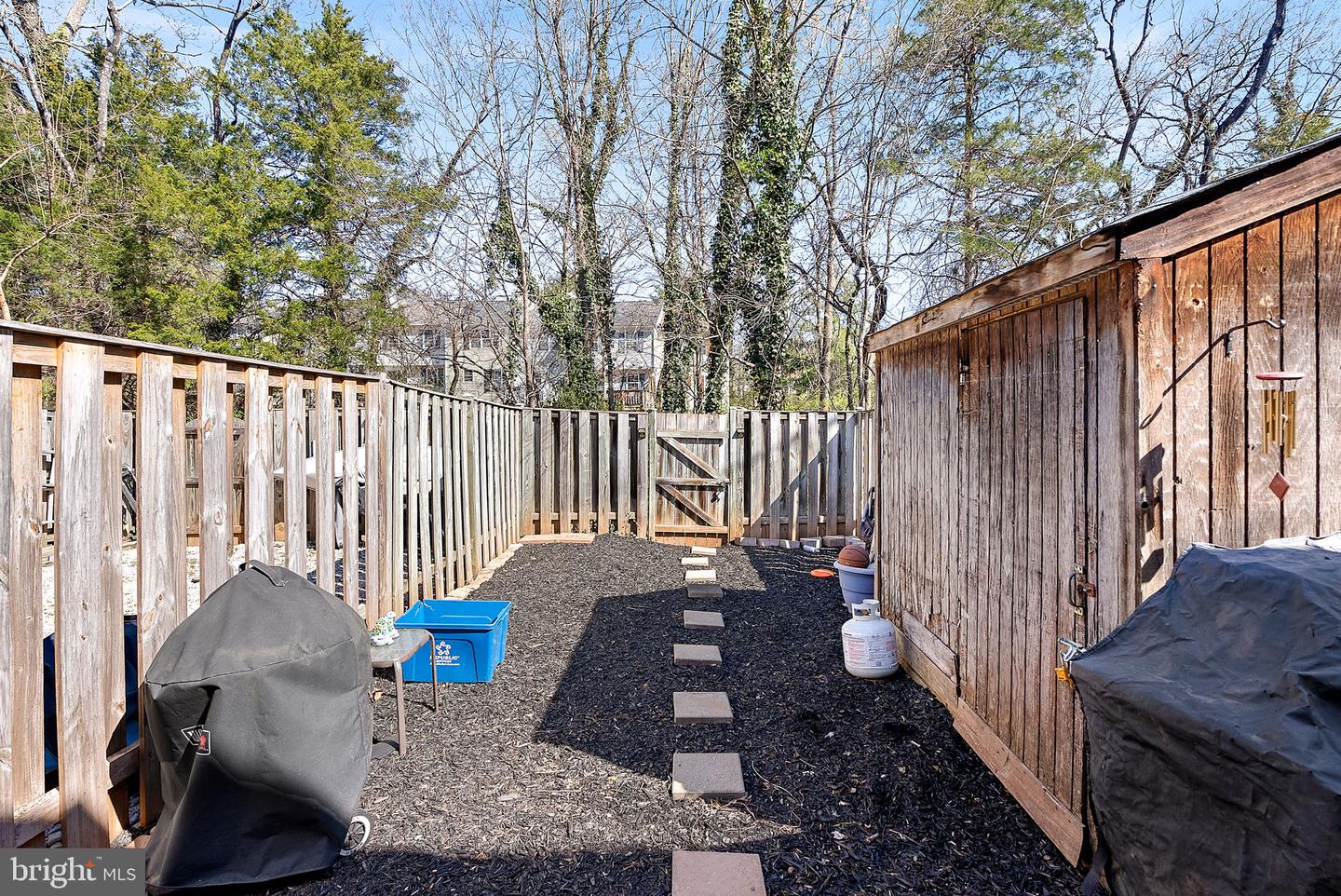 42 Palmer Ct