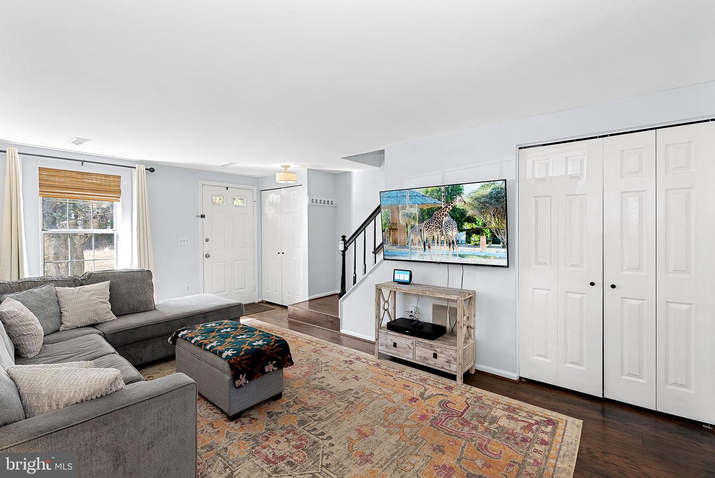 42 Palmer Ct