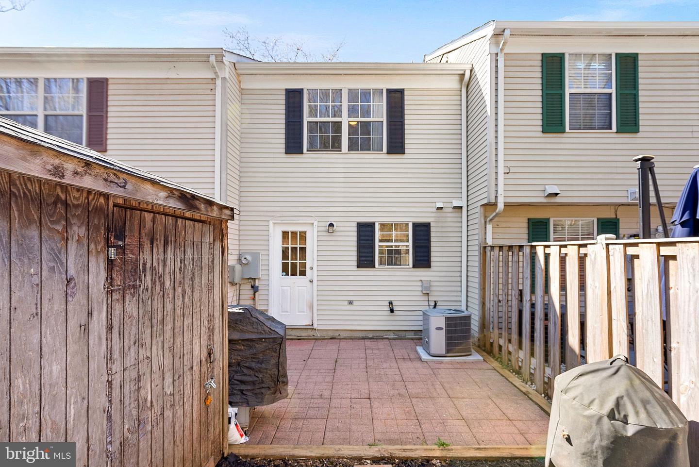 42 Palmer Ct