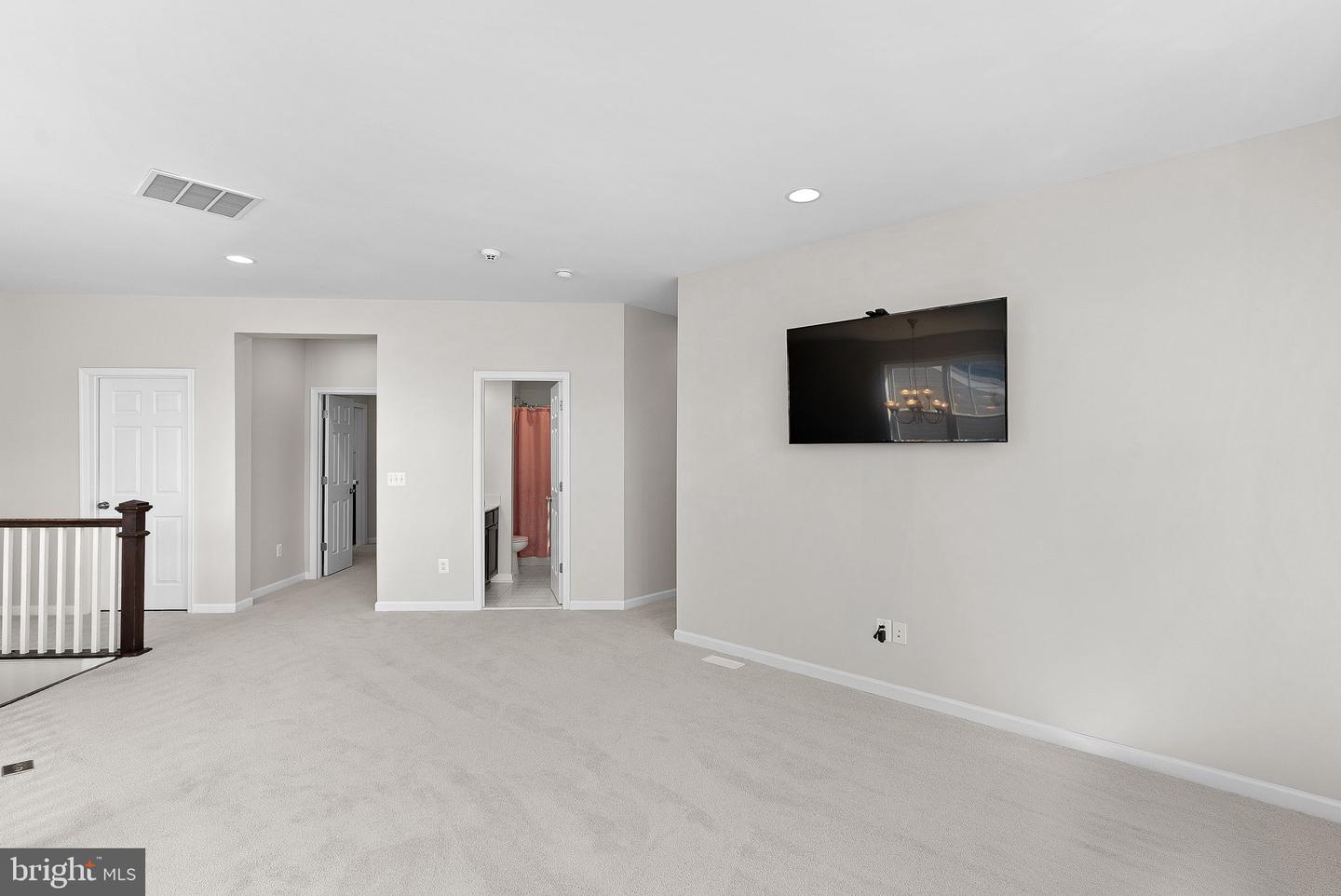 829 Pencoast Dr