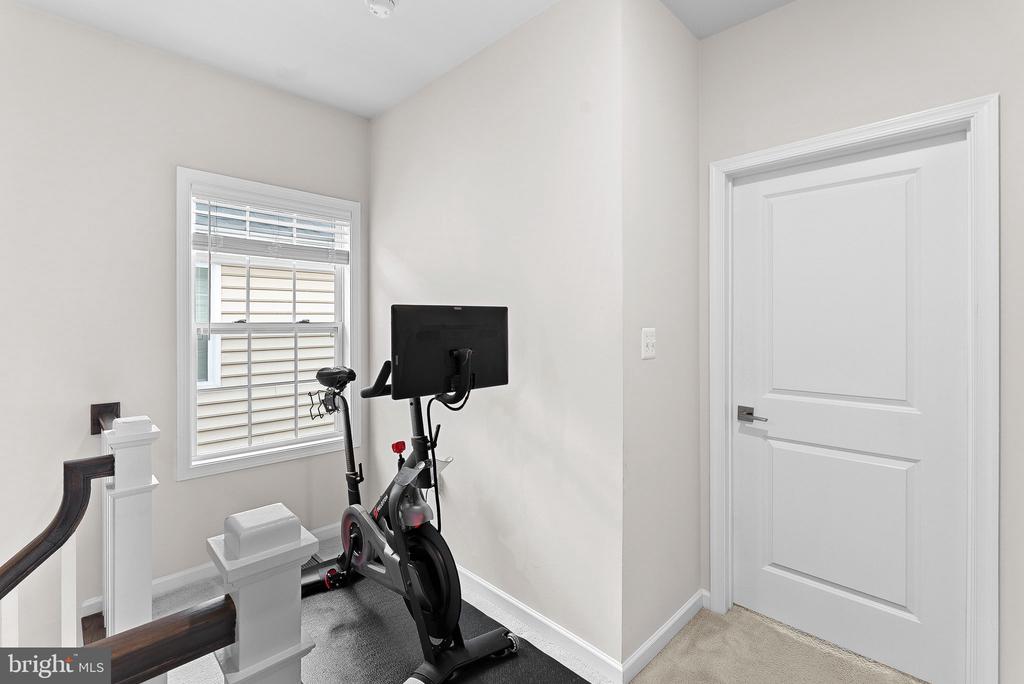 23230 Milltown Knoll Sq #106