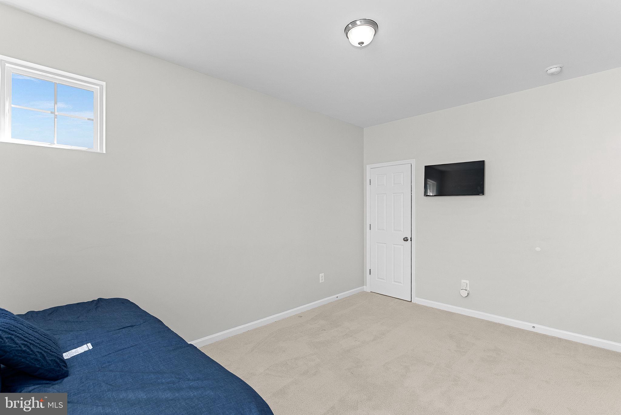 829 PENCOAST DRIVE