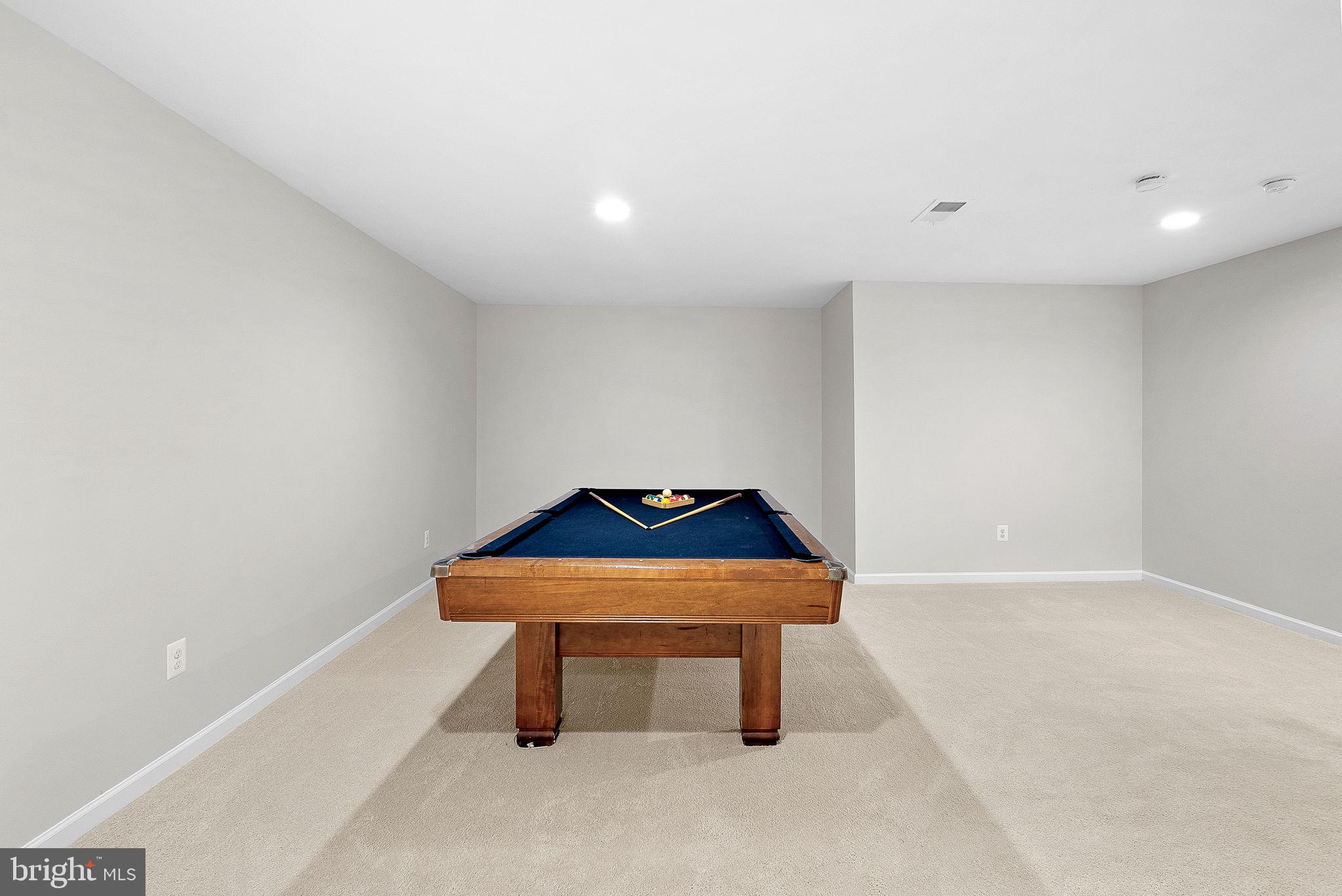 829 PENCOAST DRIVE