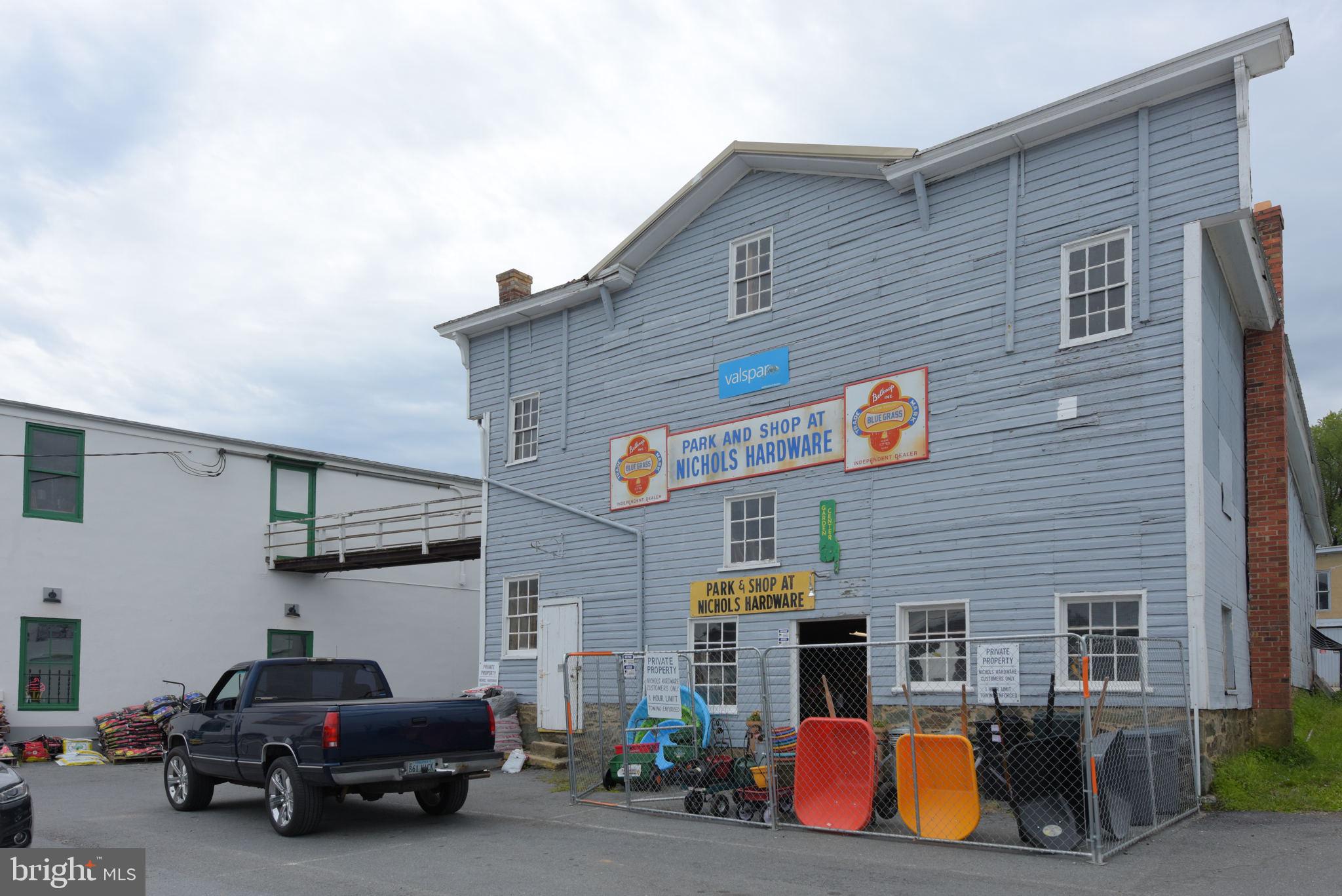 17509 PINEHURST COURT