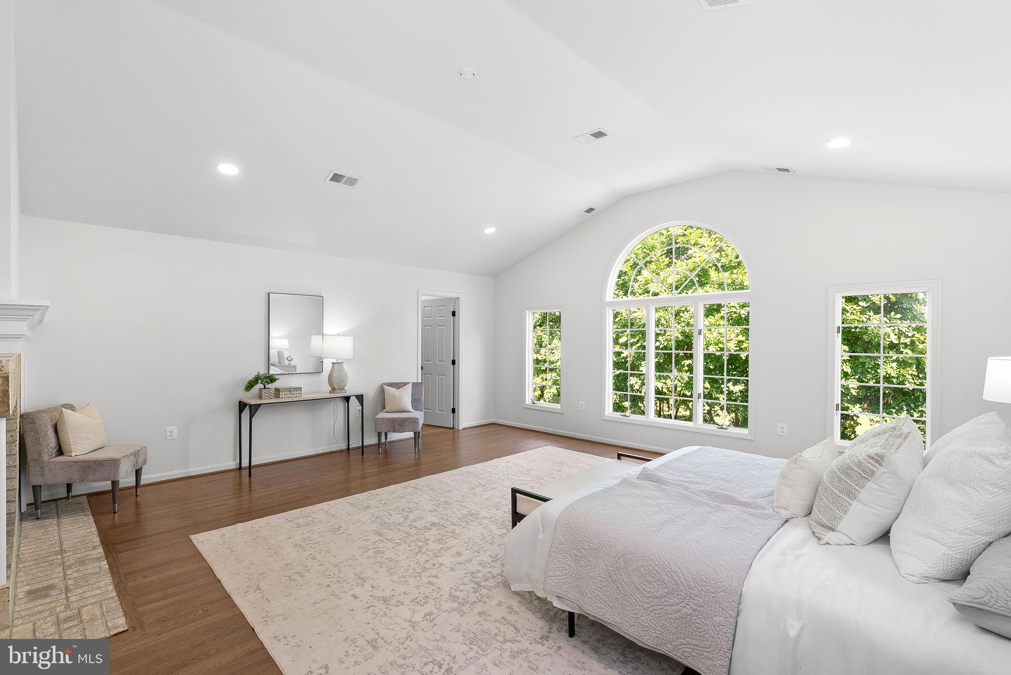 17509 PINEHURST COURT