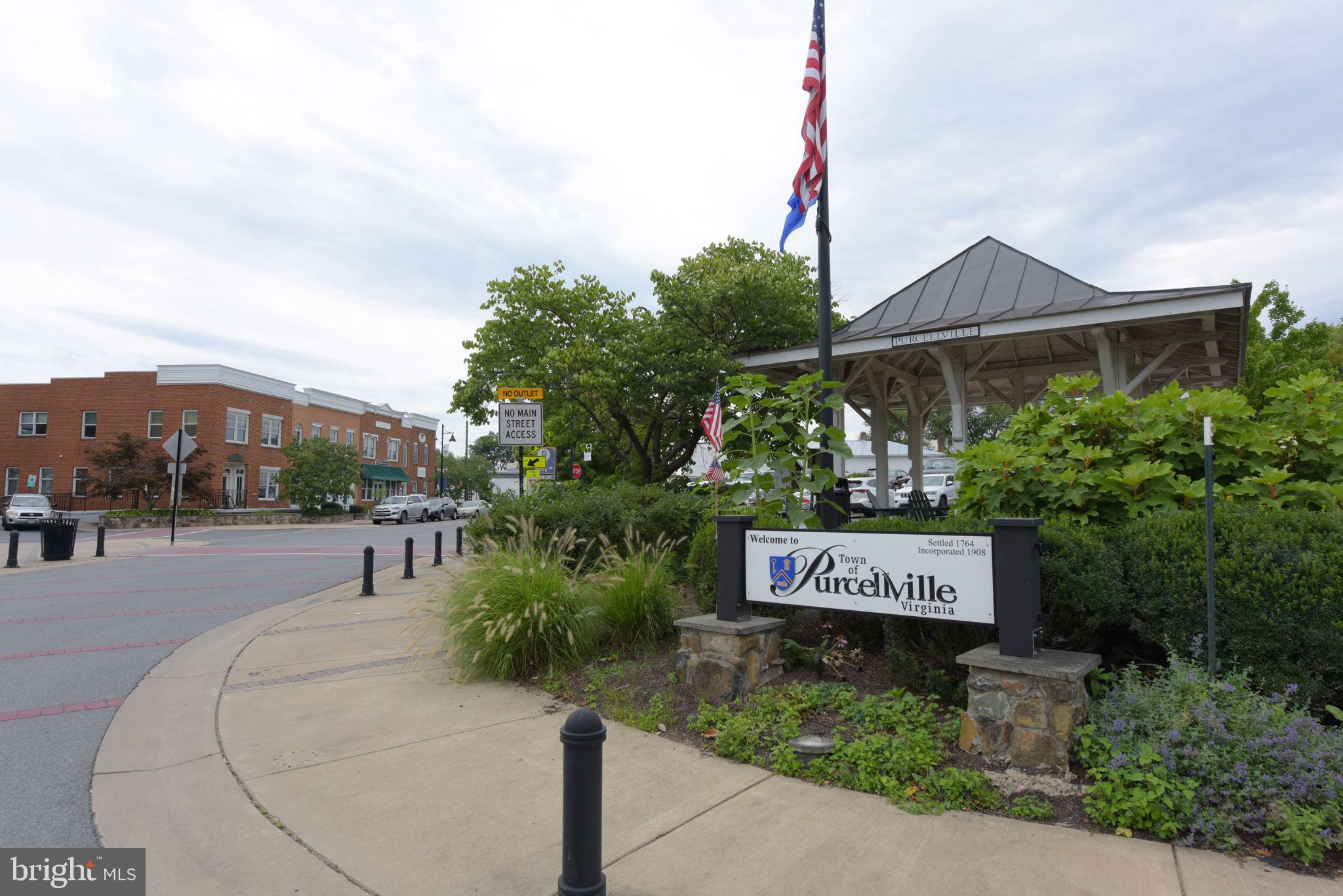 17509 PINEHURST COURT