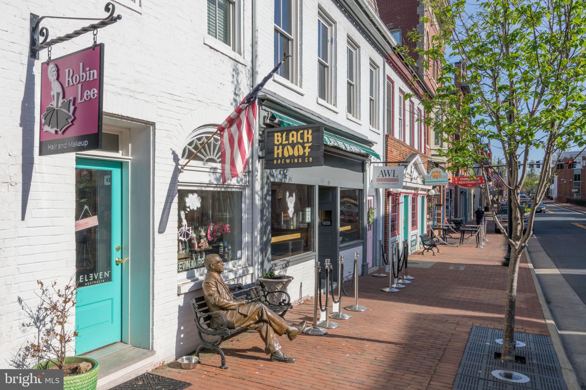 429 HEARTLEAF TERRACE SE