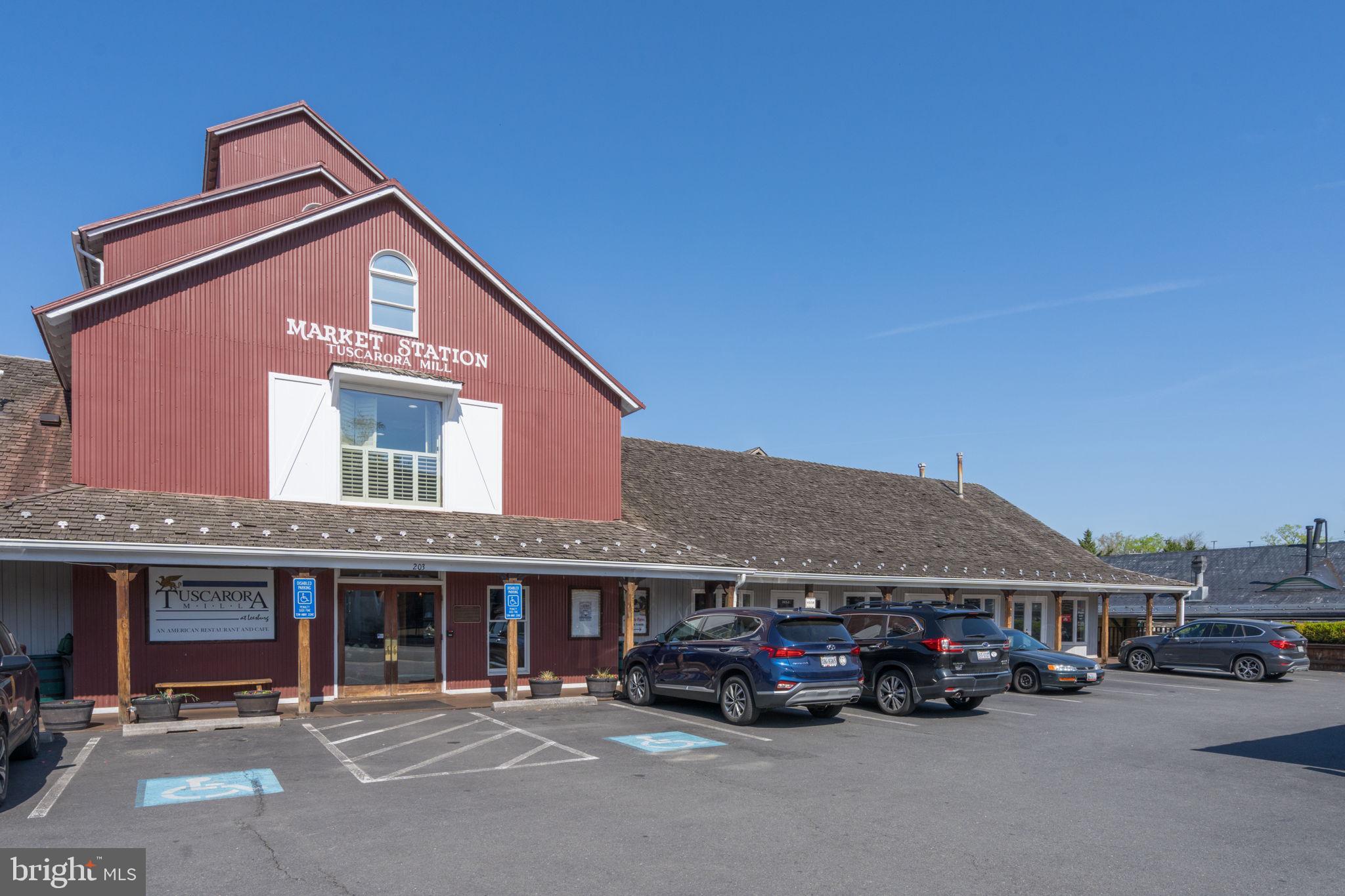 429 HEARTLEAF TERRACE SE