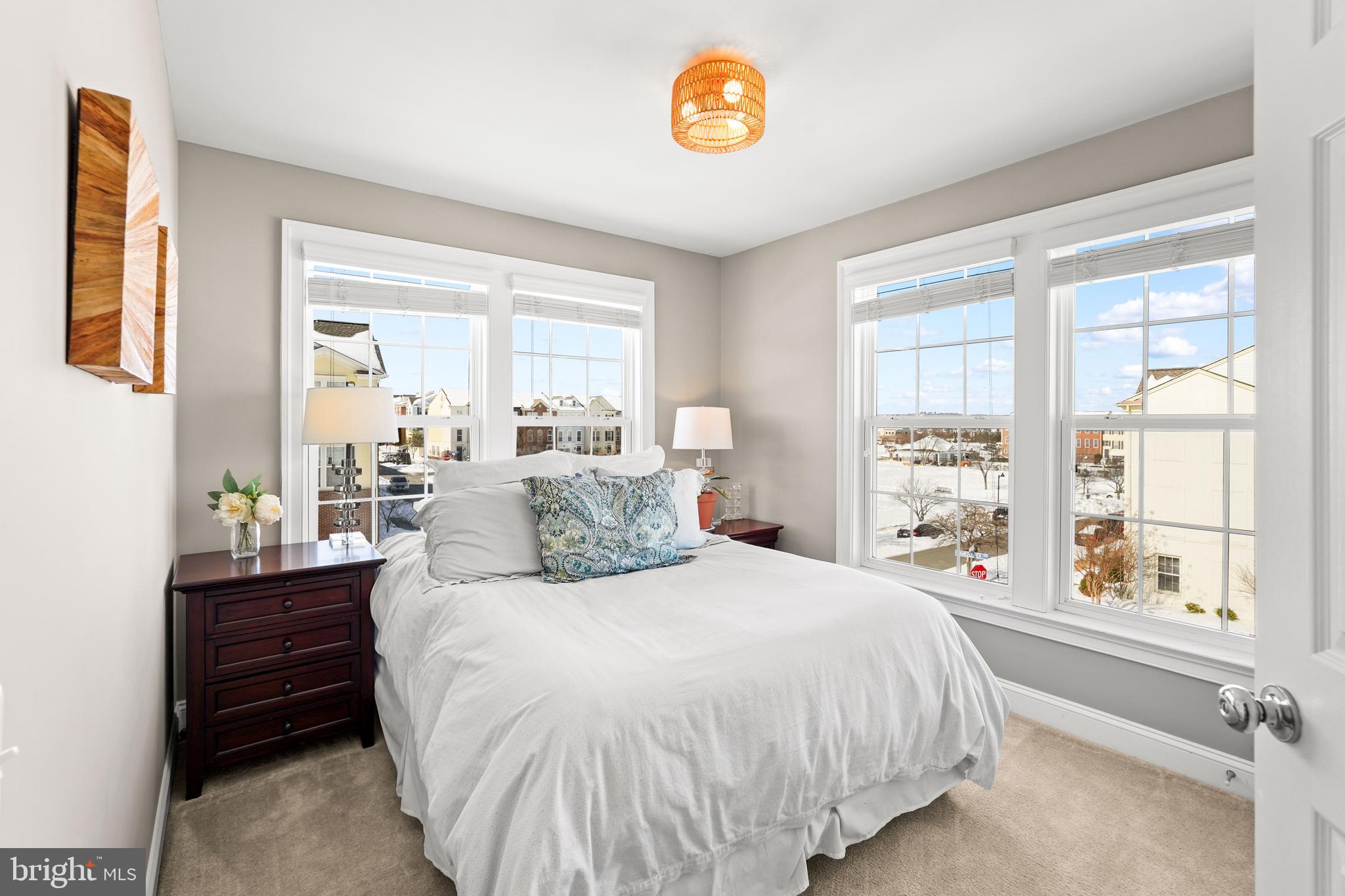 429 HEARTLEAF TERRACE SE