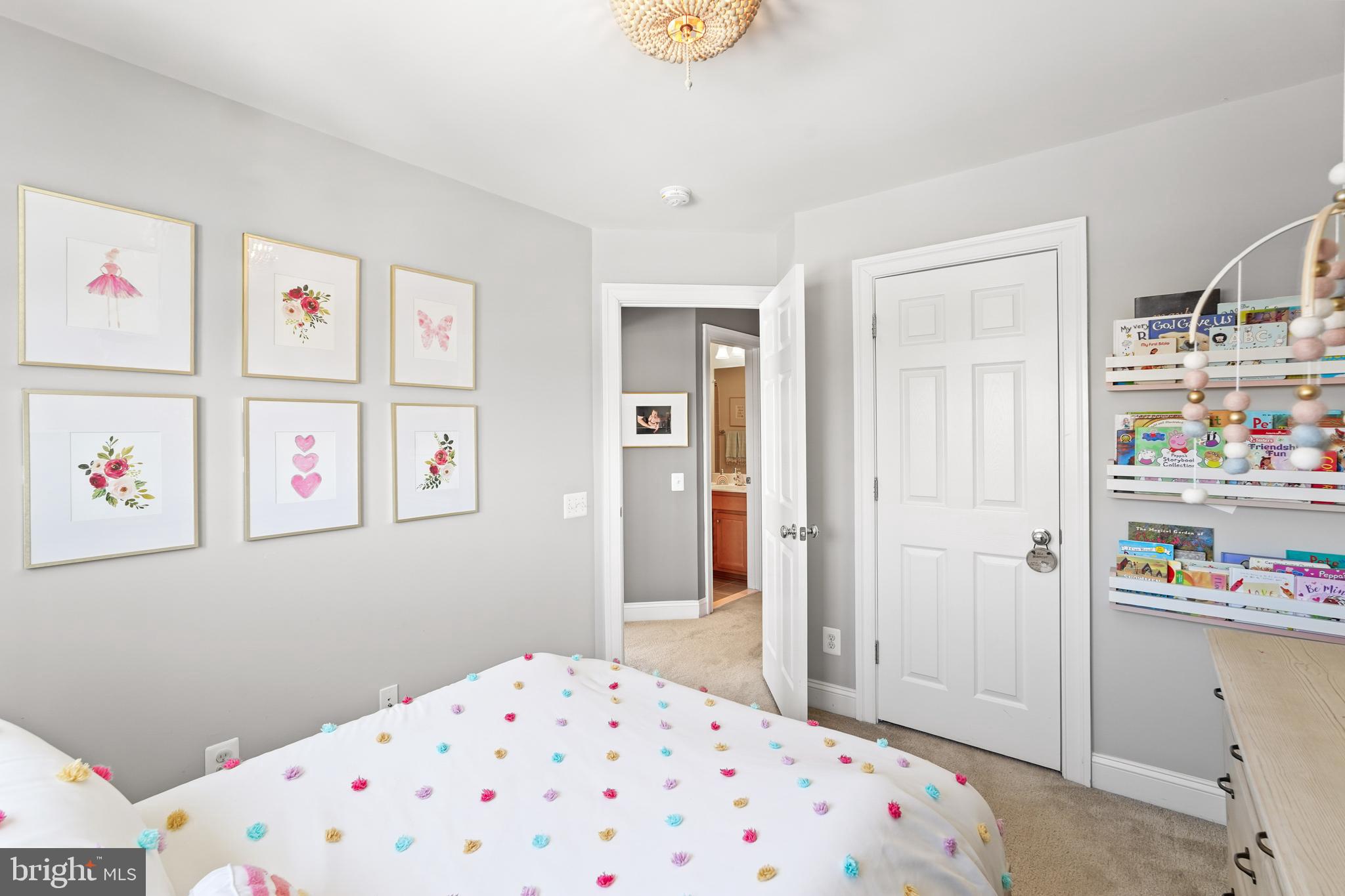 429 HEARTLEAF TERRACE SE