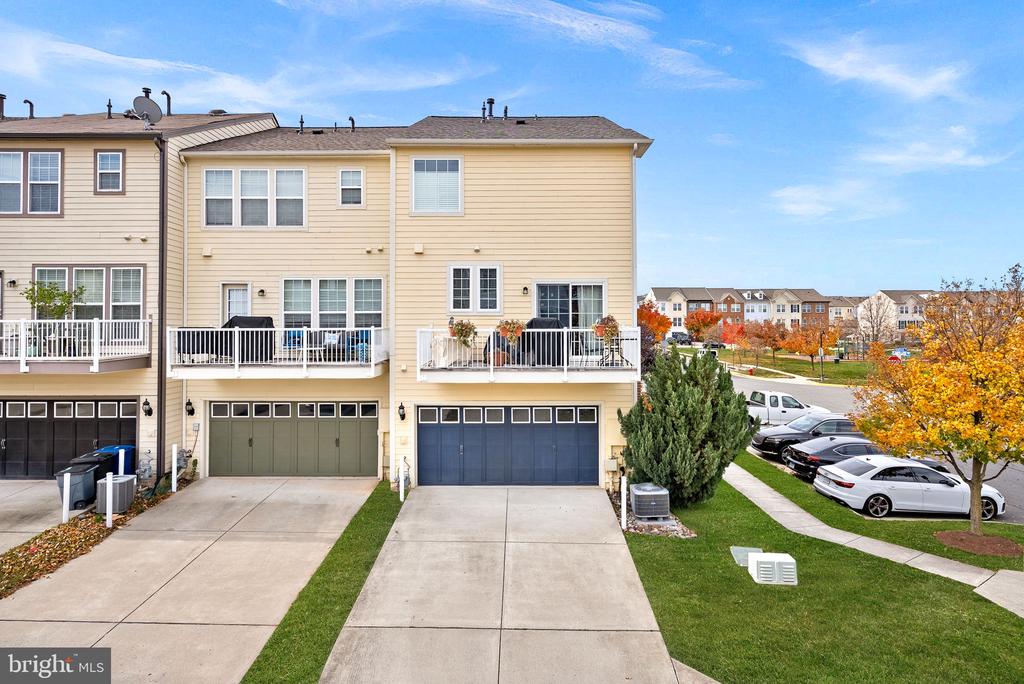 429 HEARTLEAF TERRACE SE
