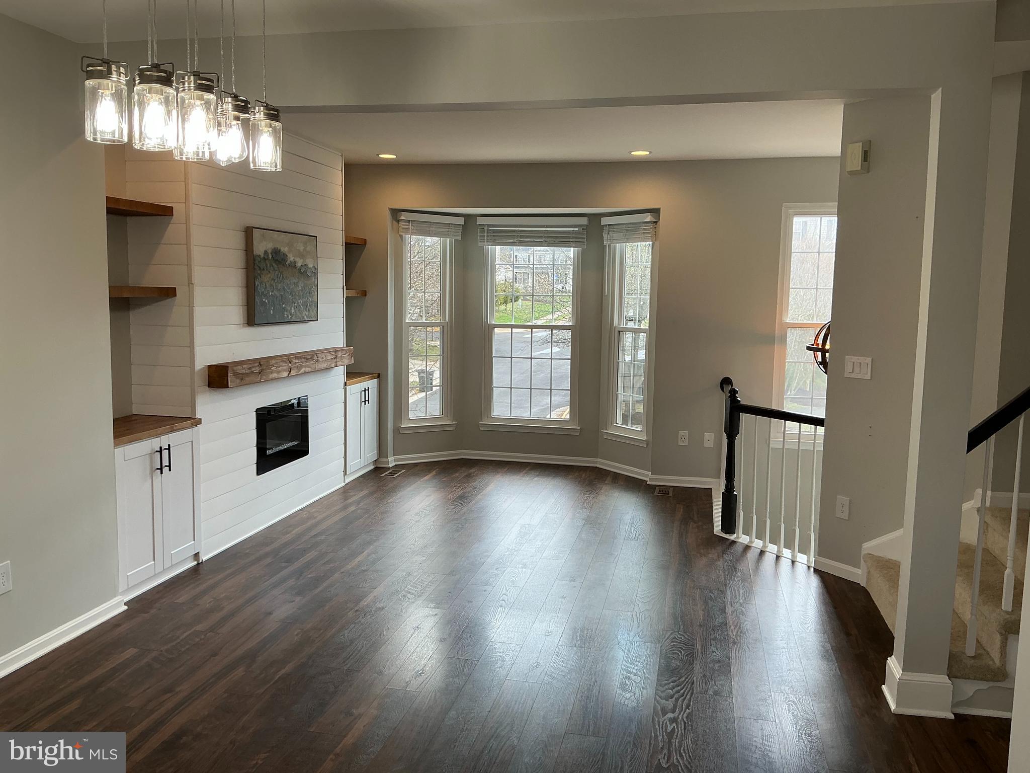 43444 NOTTINGHAM SQUARE