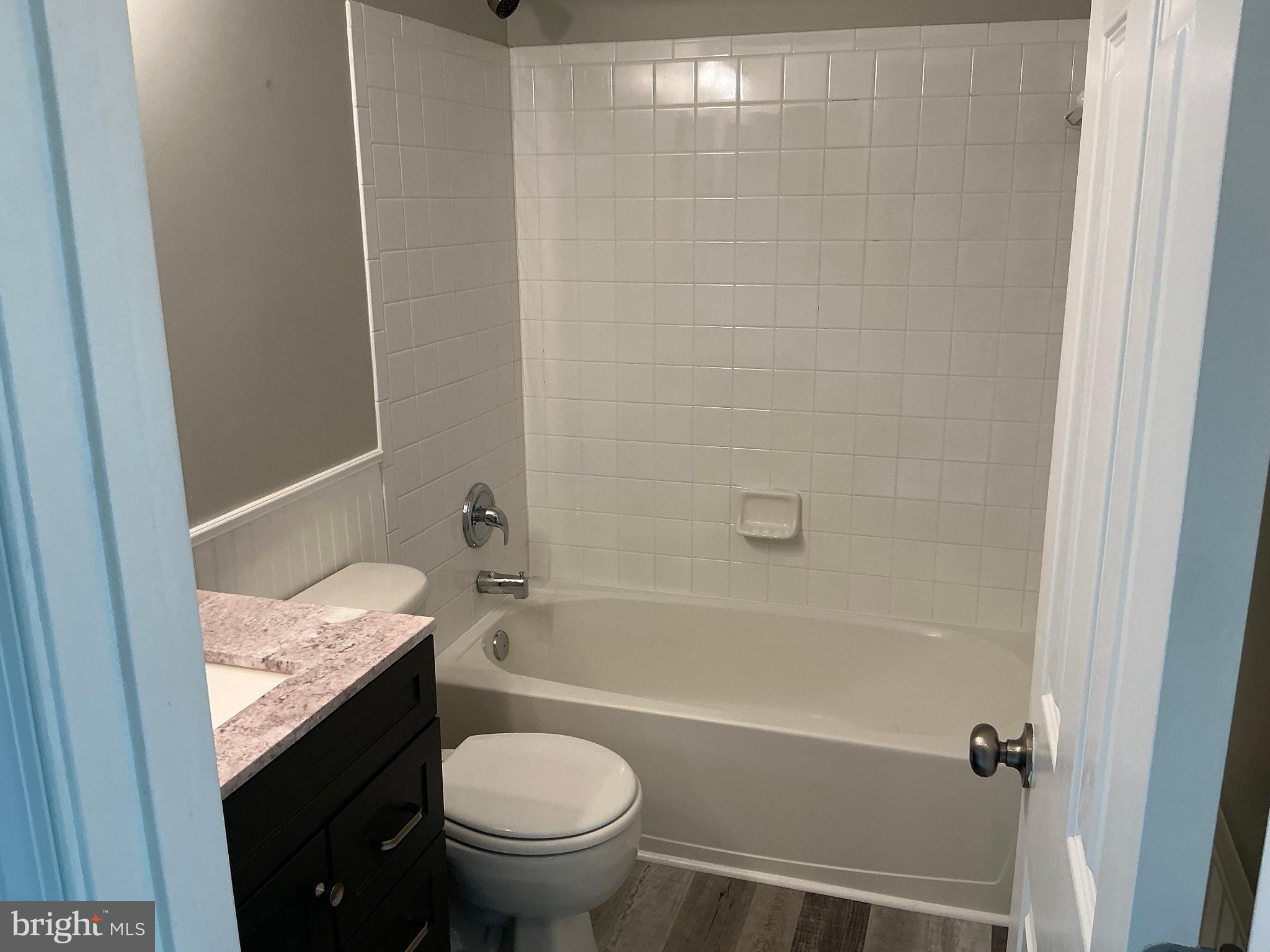 43444 NOTTINGHAM SQUARE