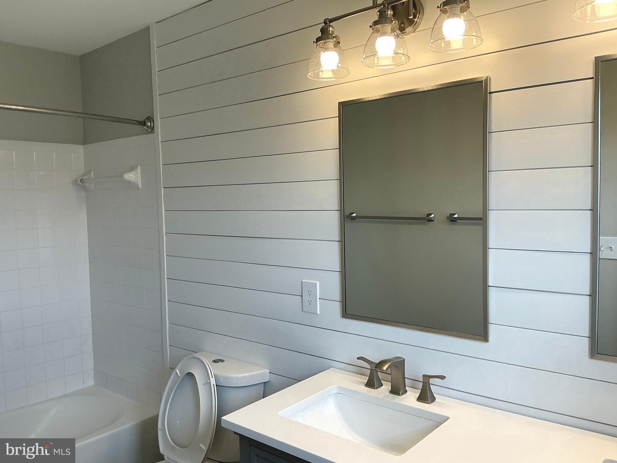 43444 NOTTINGHAM SQUARE