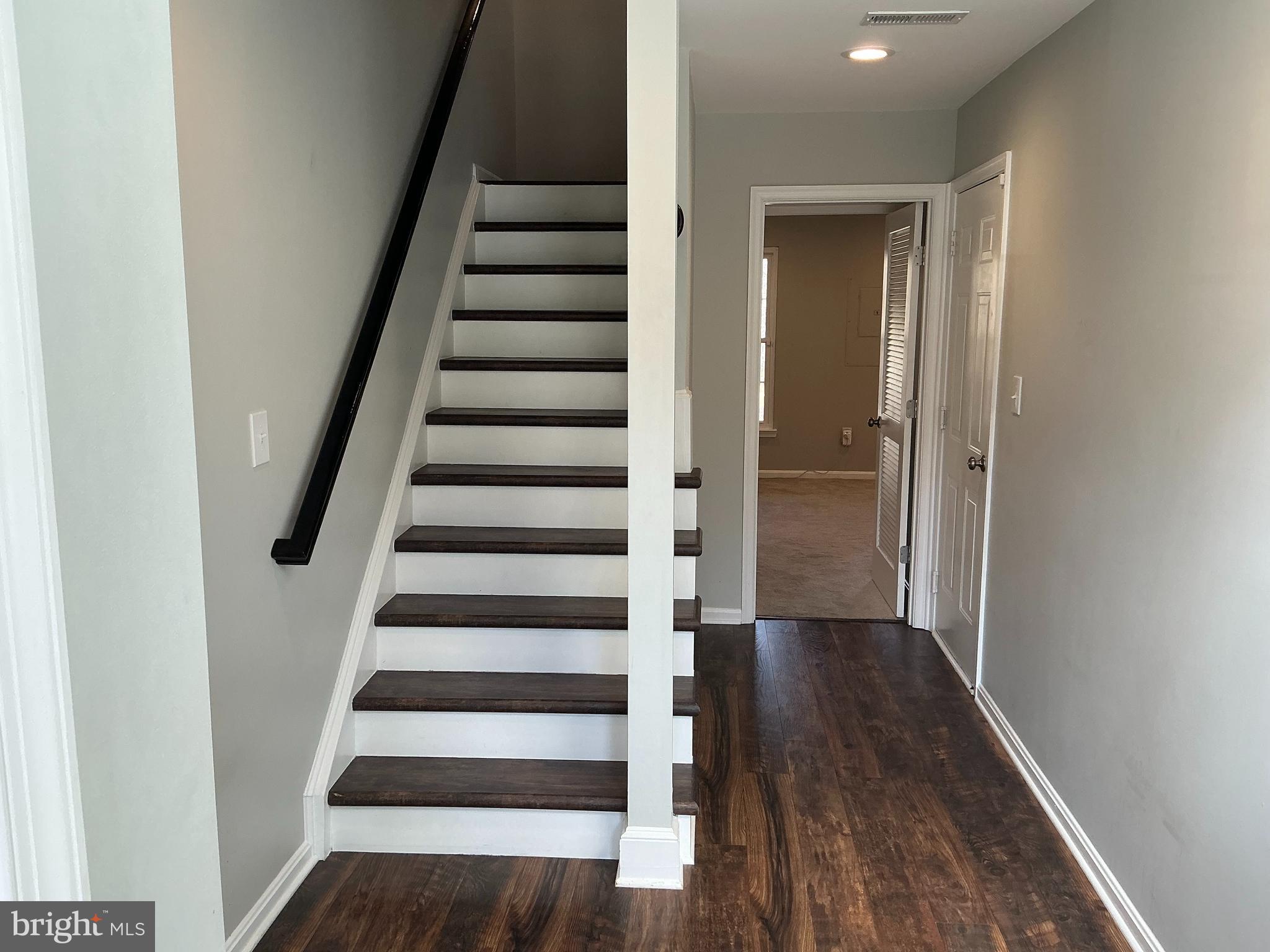 43444 NOTTINGHAM SQUARE