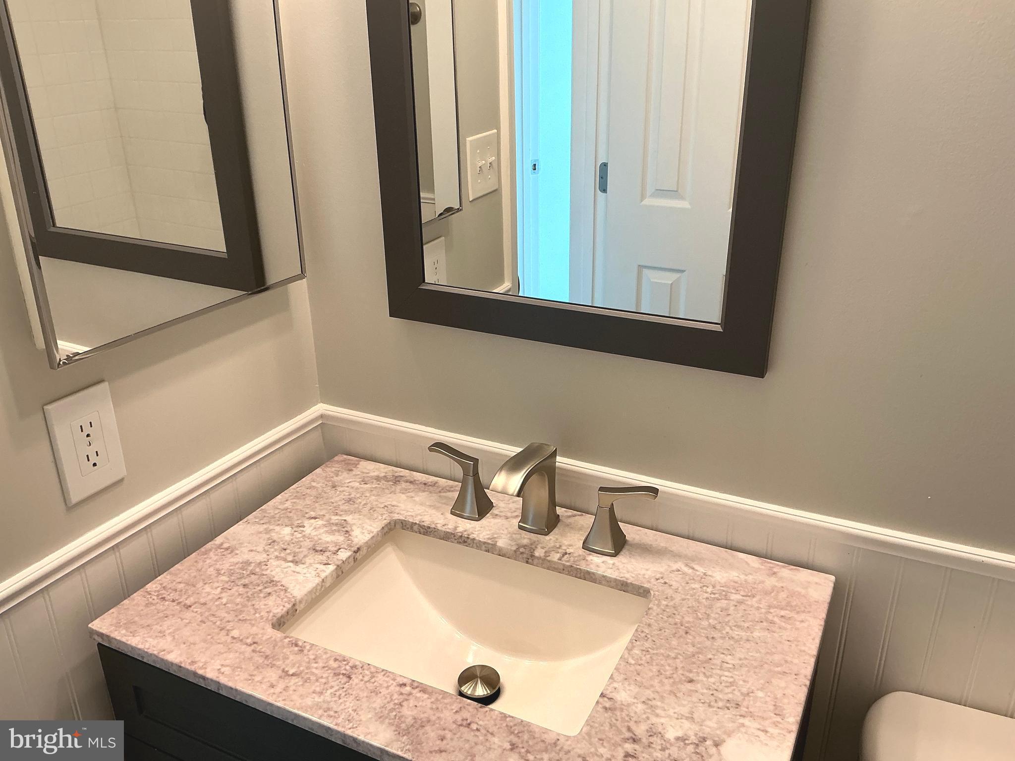 43444 NOTTINGHAM SQUARE