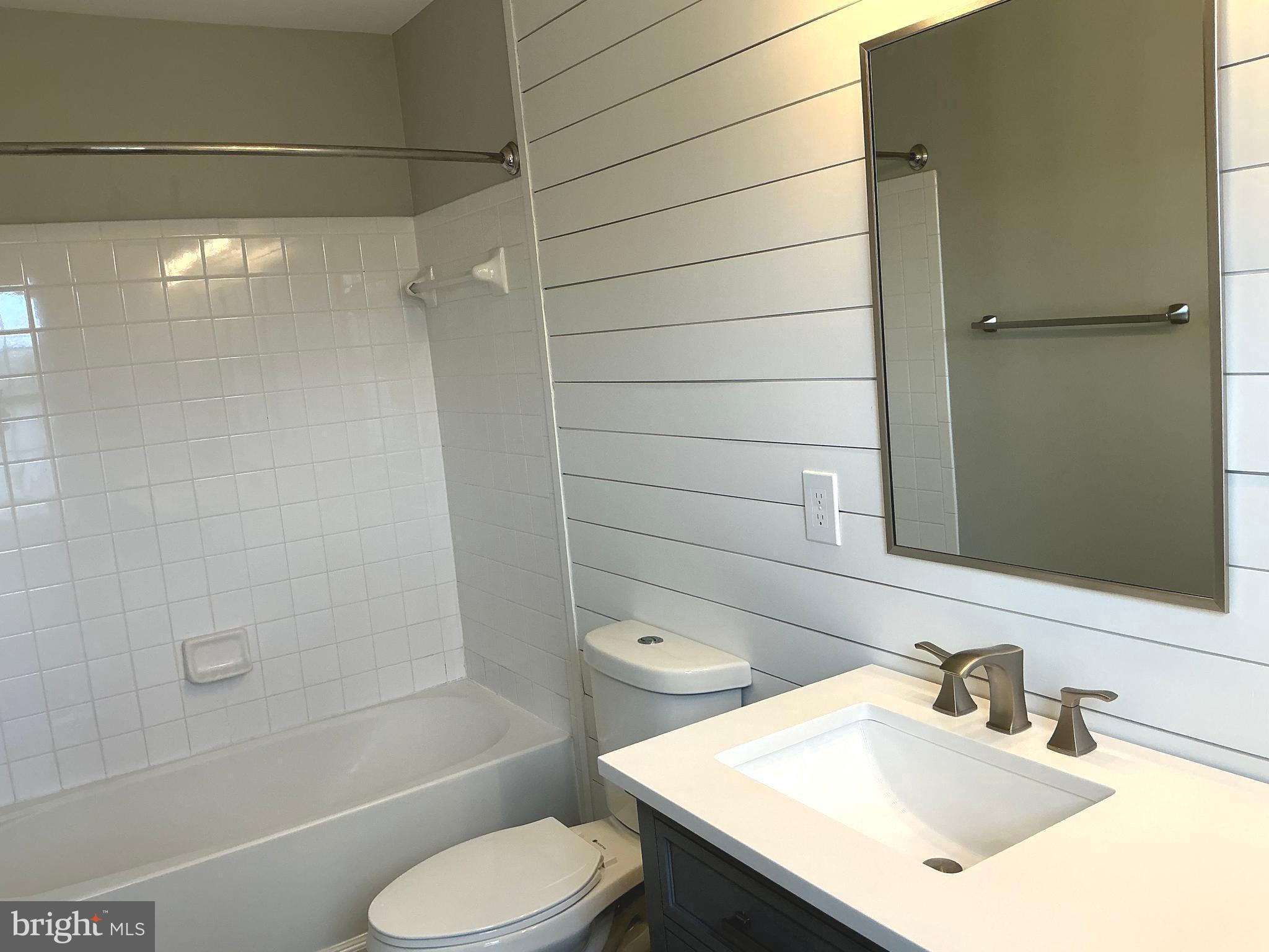 43444 NOTTINGHAM SQUARE