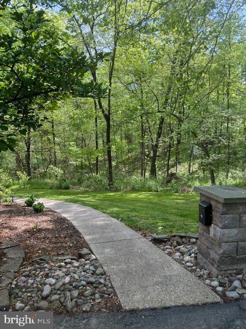 4237 Lawnvale Dr