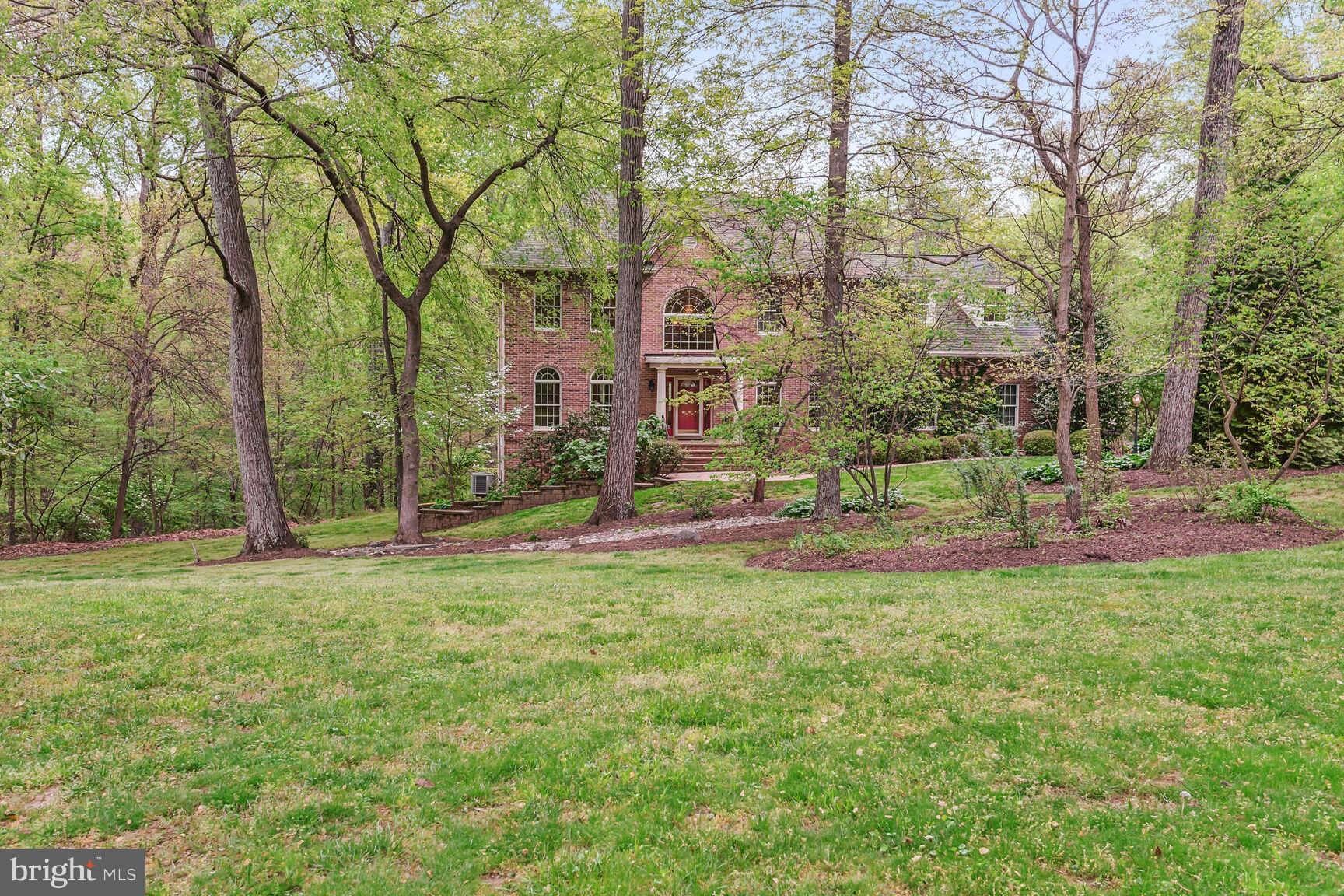 4237 Lawnvale Dr