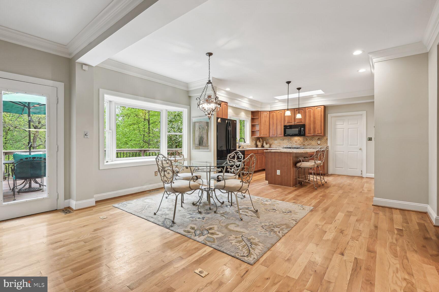 4237 Lawnvale Dr