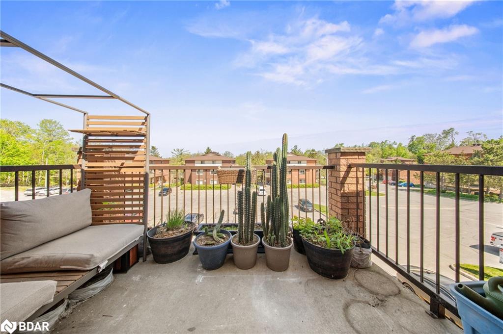 303-25 Meadow Lane Unit: 303