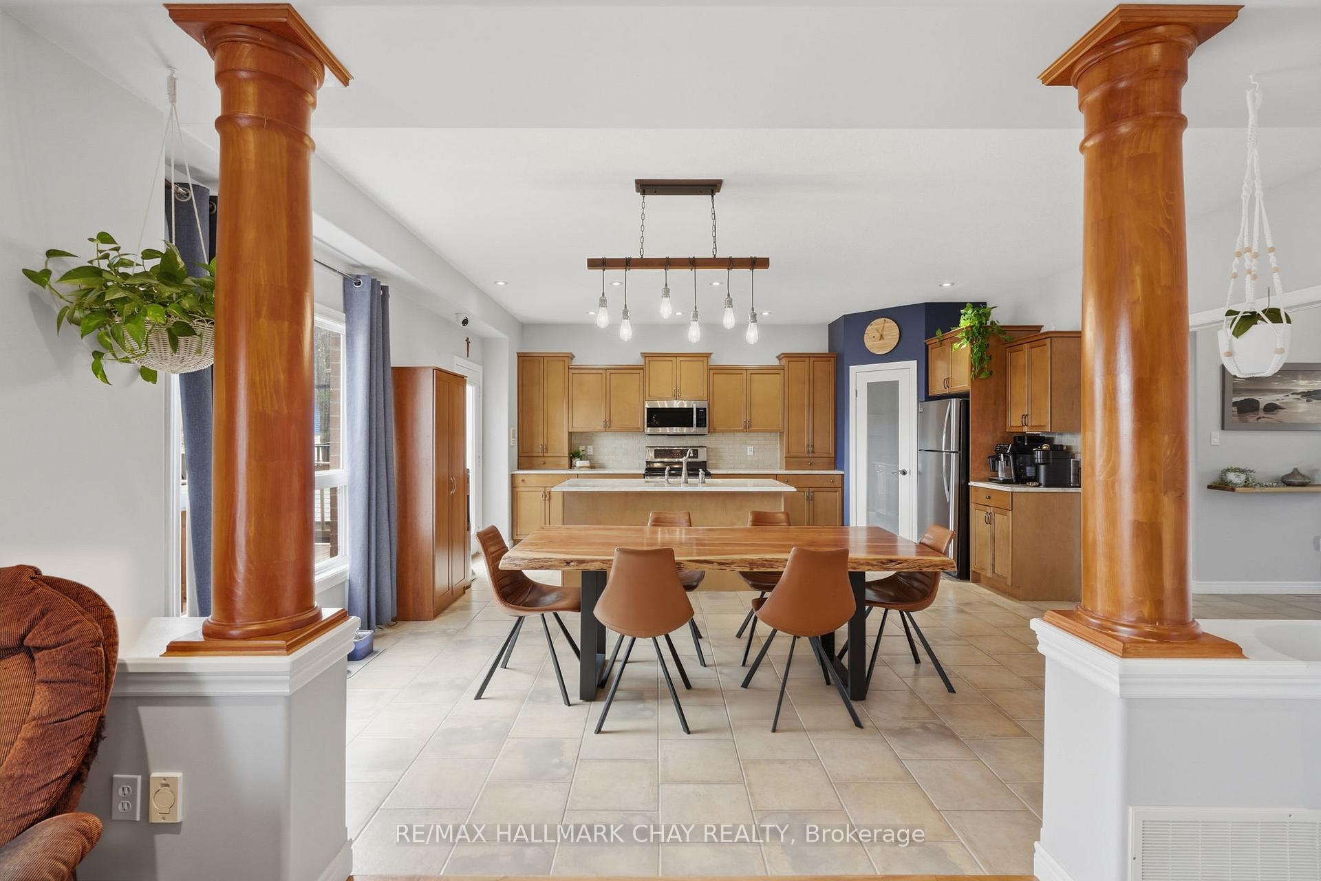 17 Armeda Clow Crescent