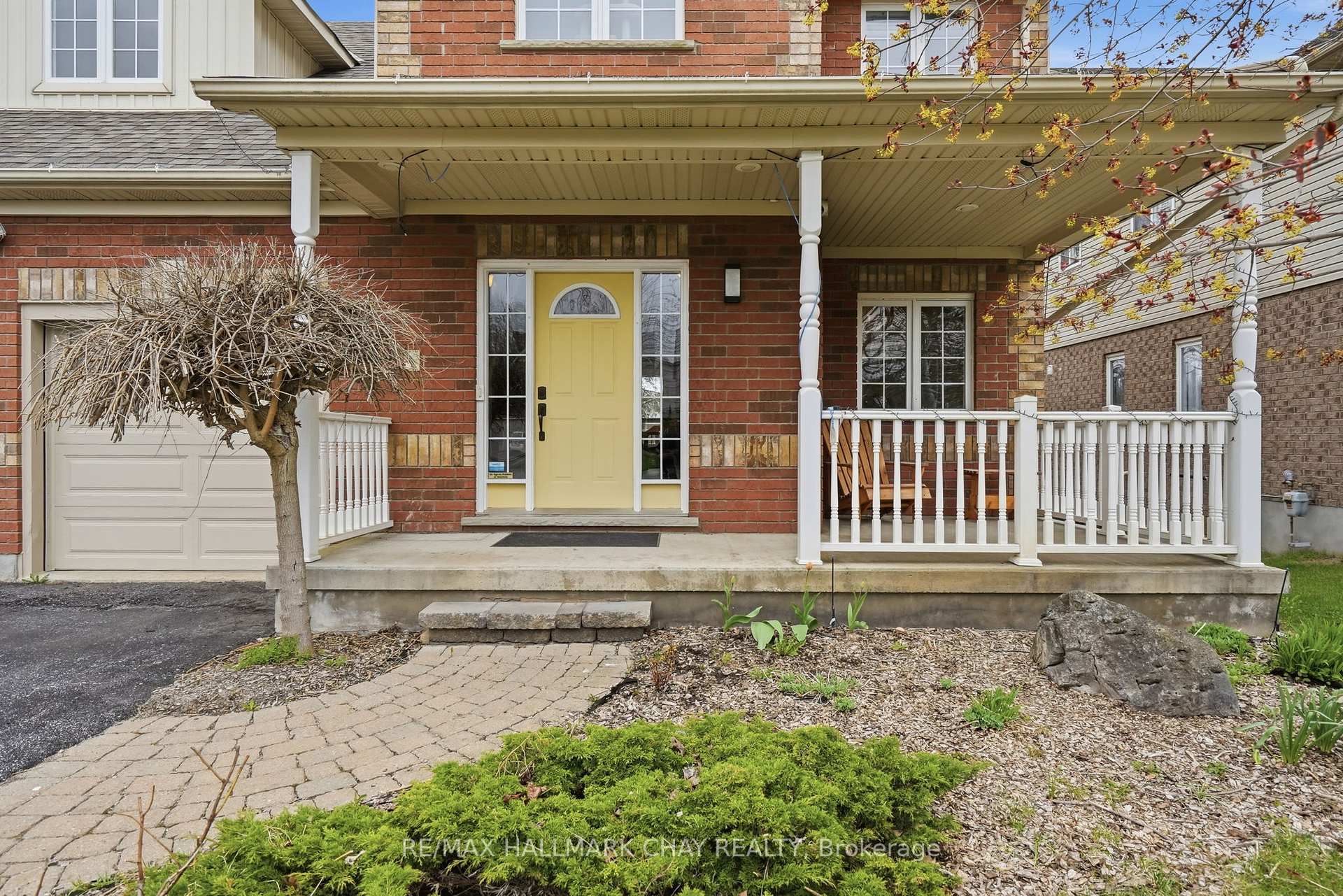 17 Armeda Clow Crescent