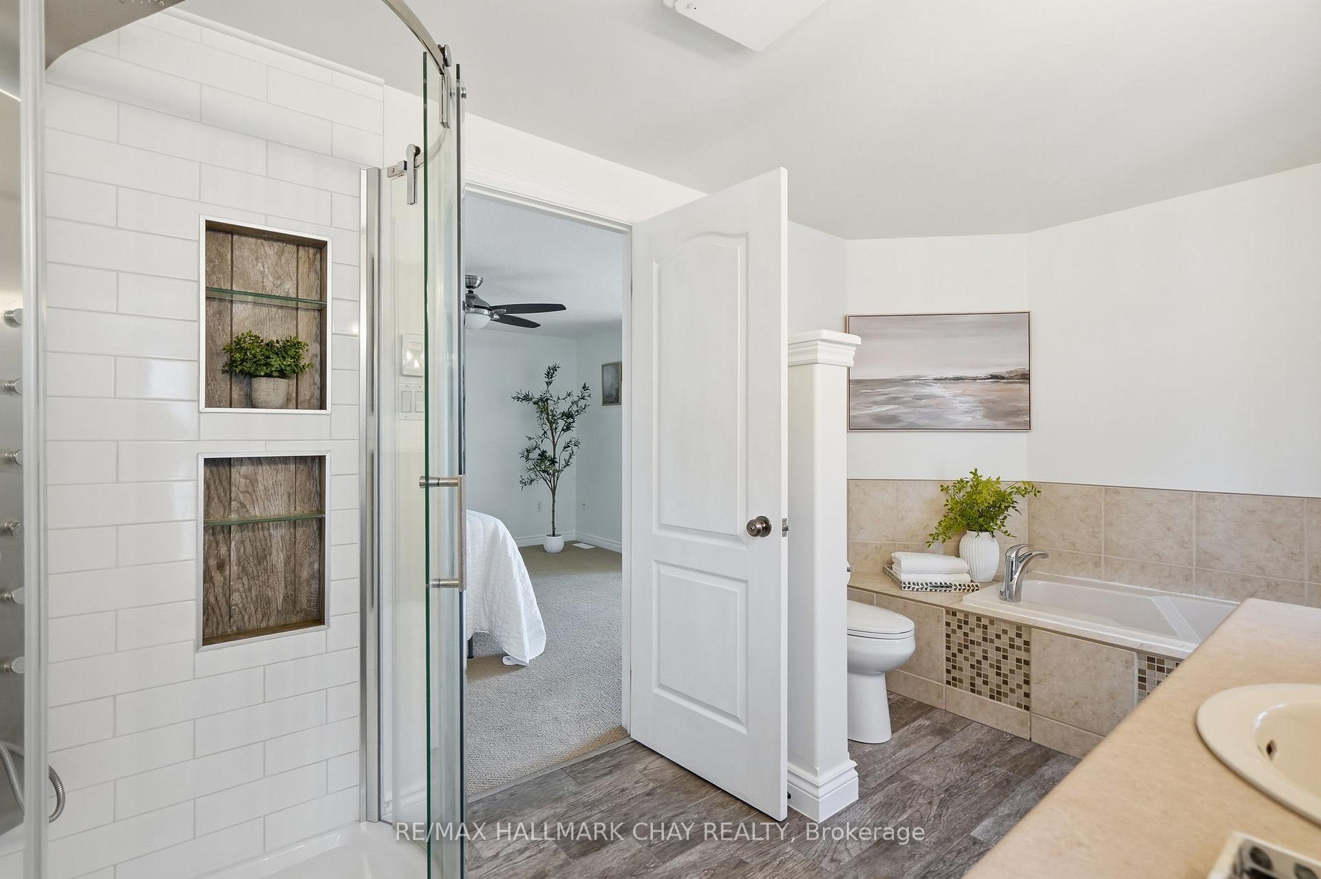 17 Armeda Clow Crescent