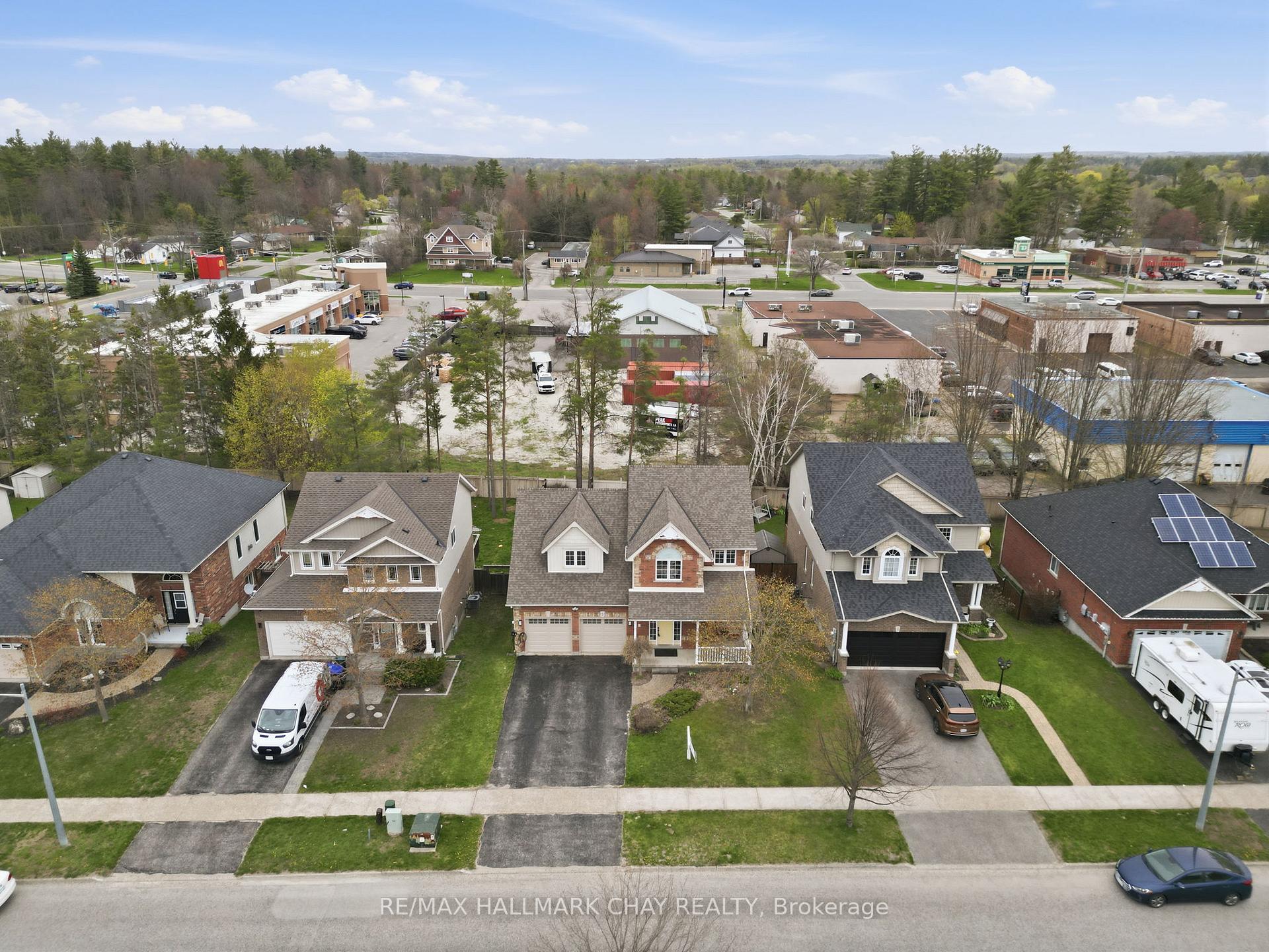17 Armeda Clow Crescent