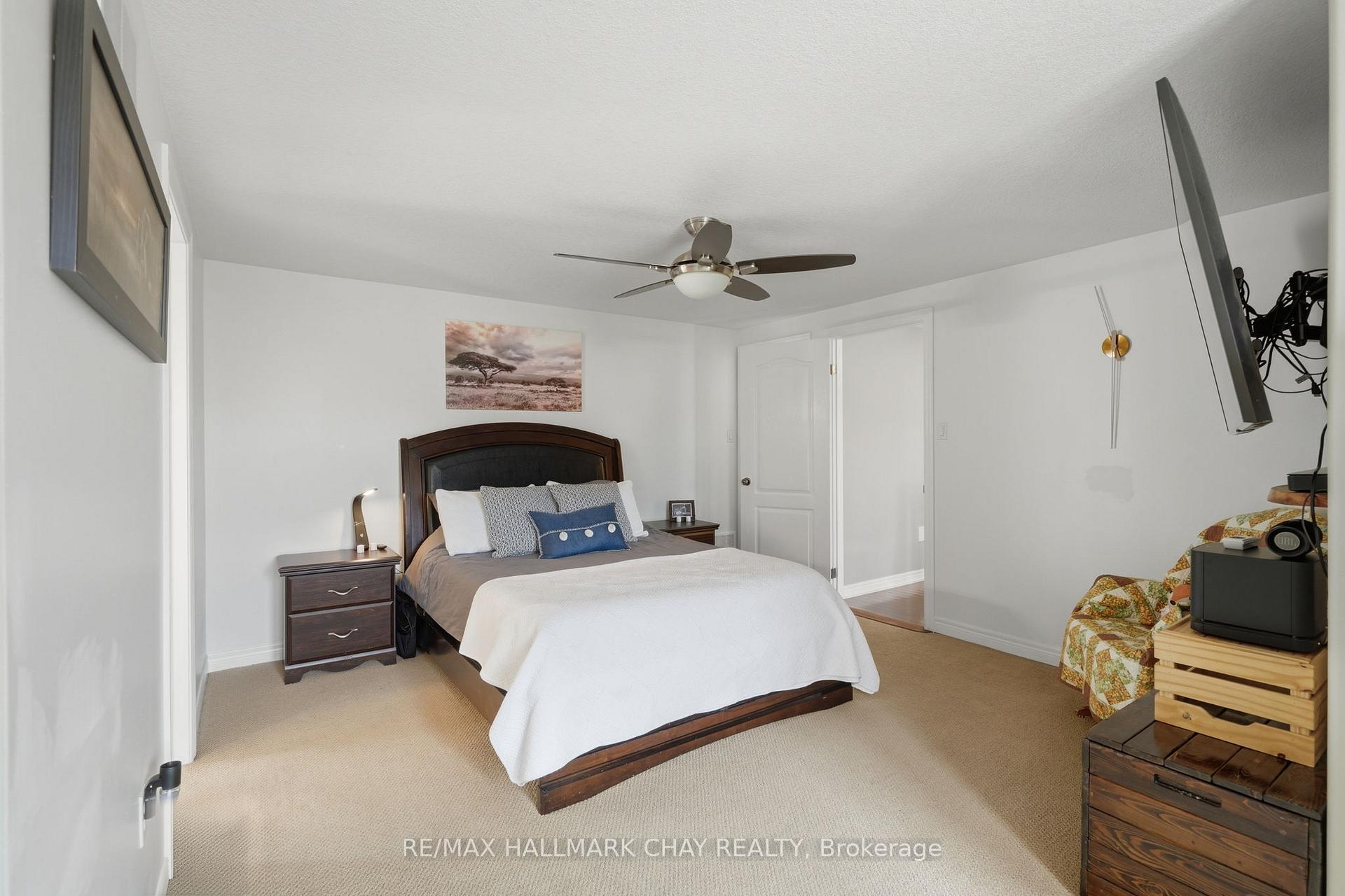 17 Armeda Clow Crescent