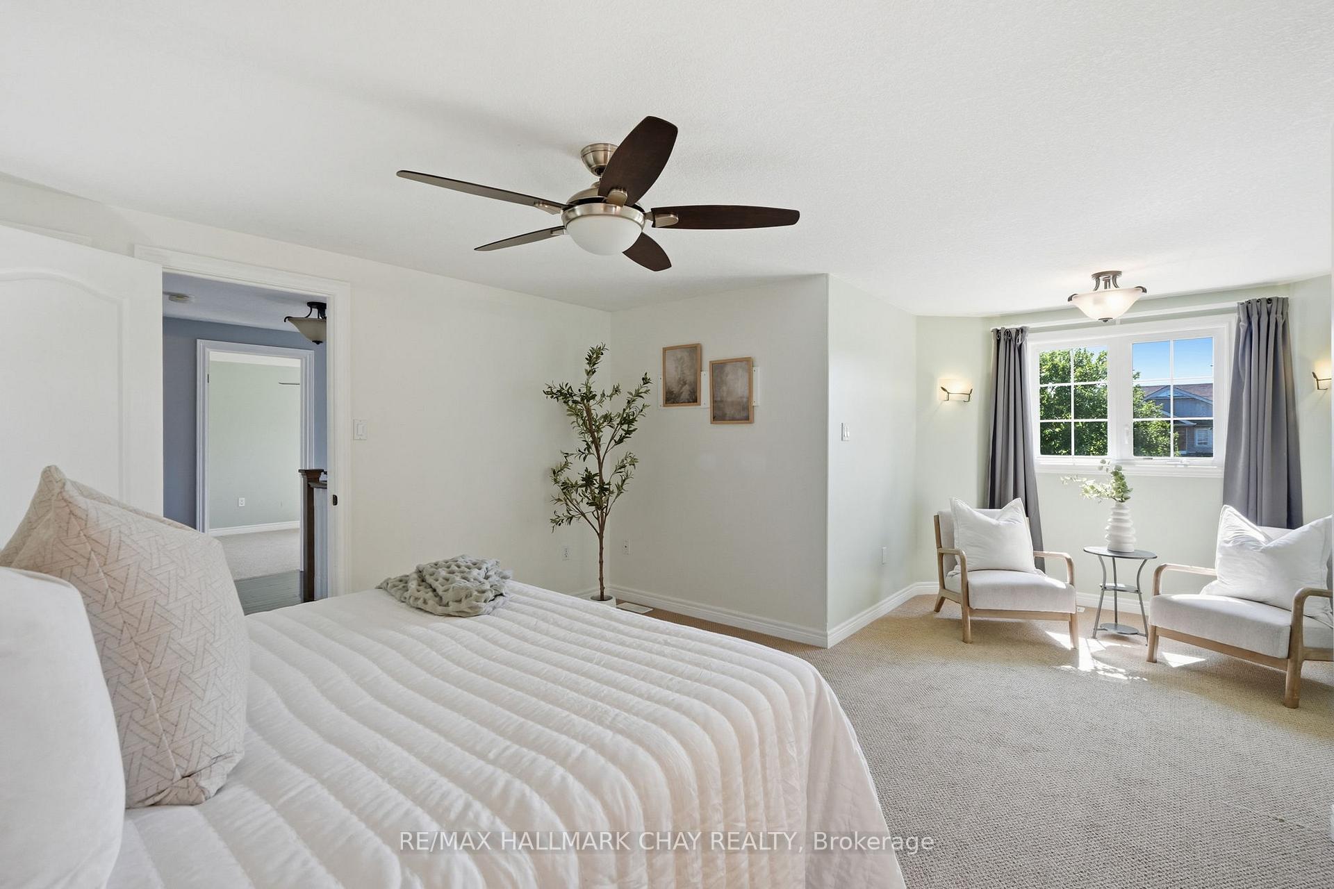 17 Armeda Clow Crescent