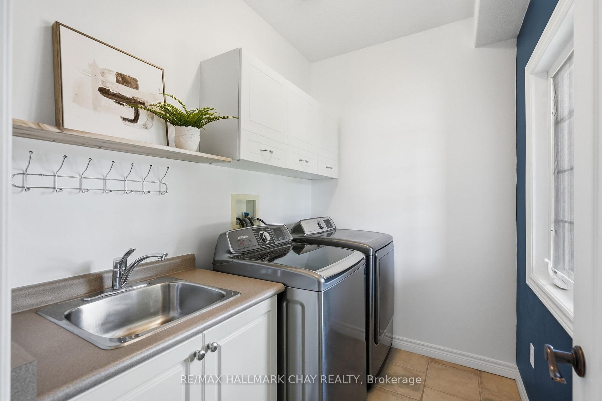 17 Armeda Clow Crescent