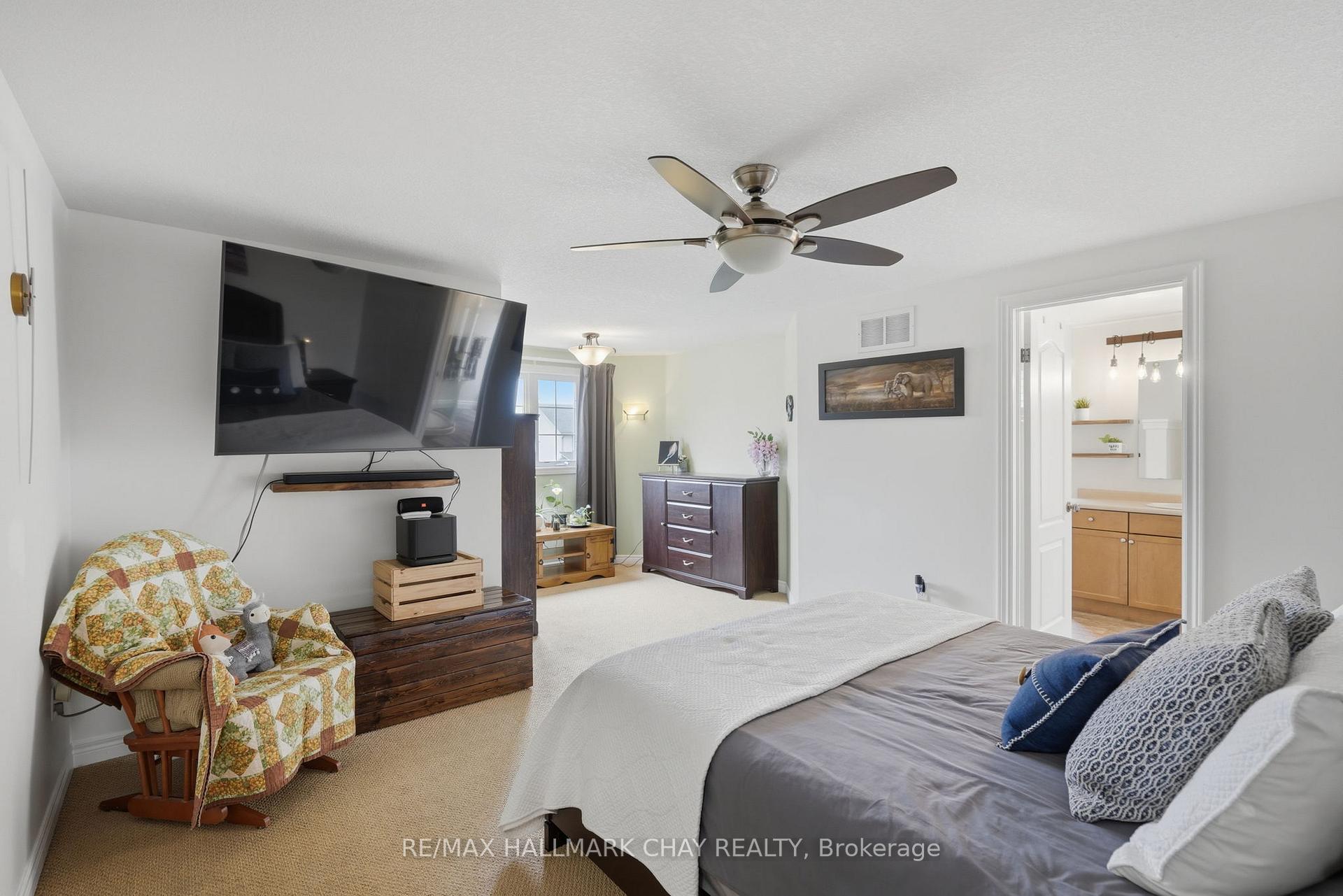 17 Armeda Clow Crescent